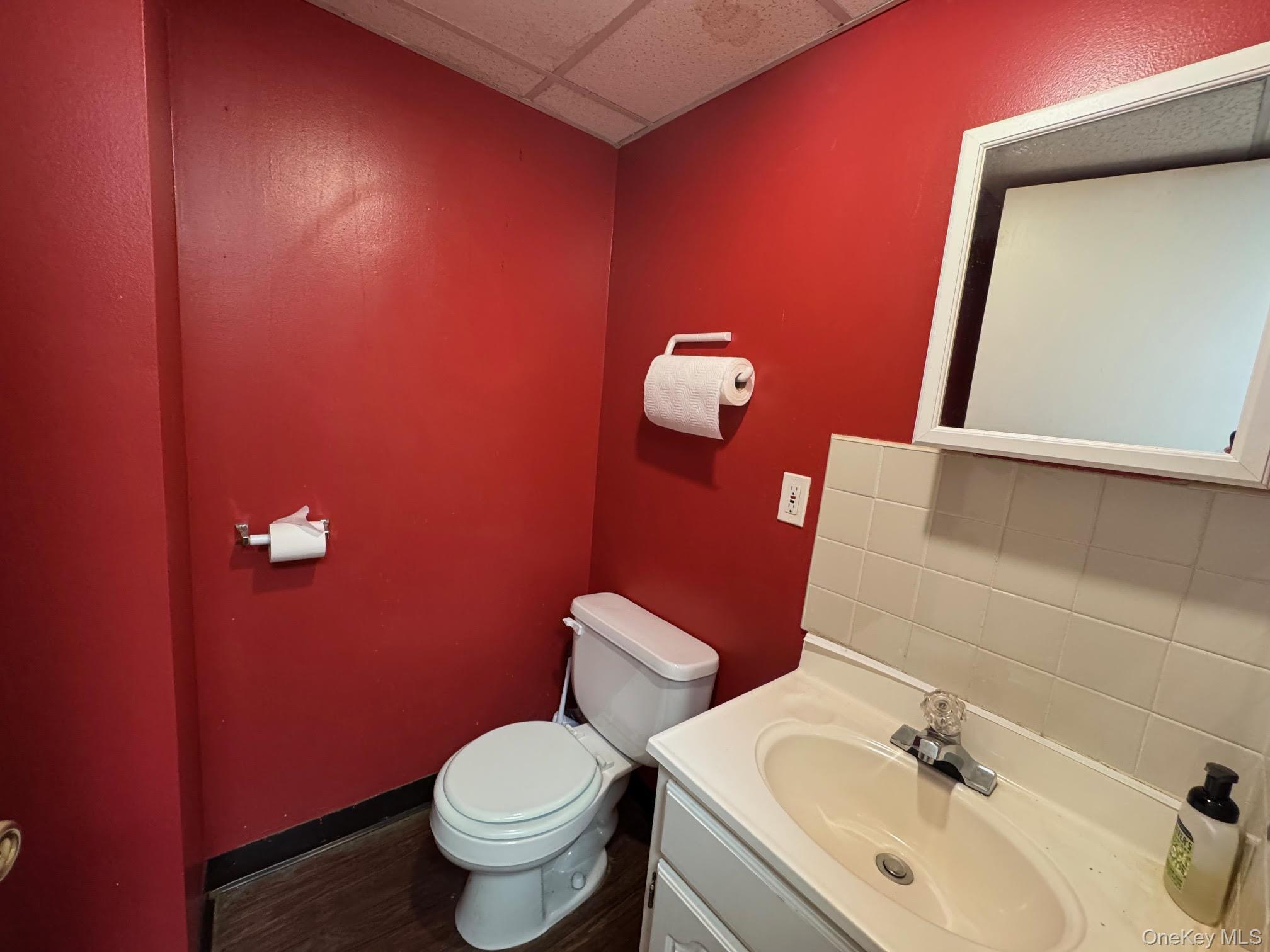 282 Main Street 280 Property Photo 17