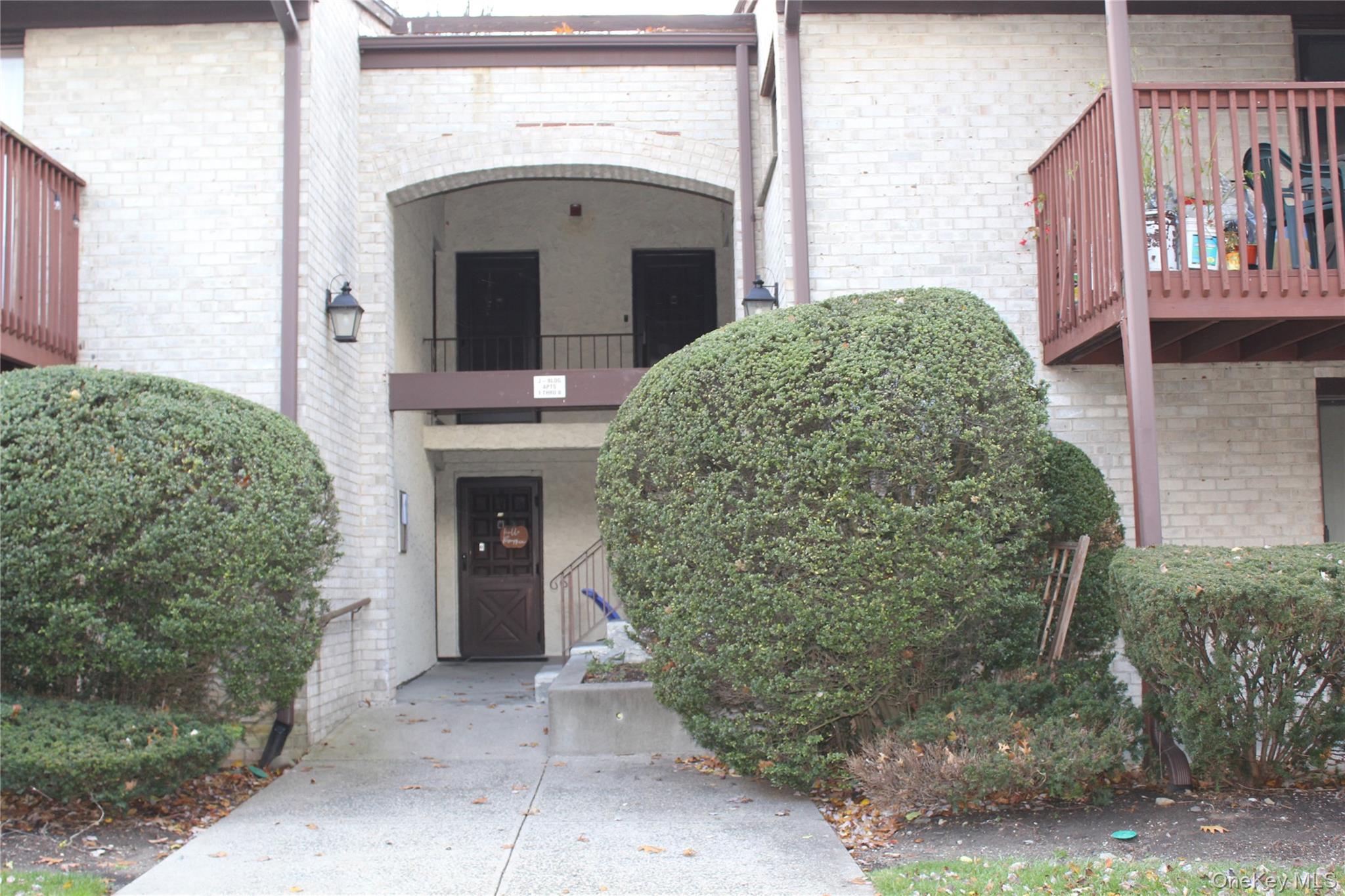 8 Secora Road J-4 Property Photo 1