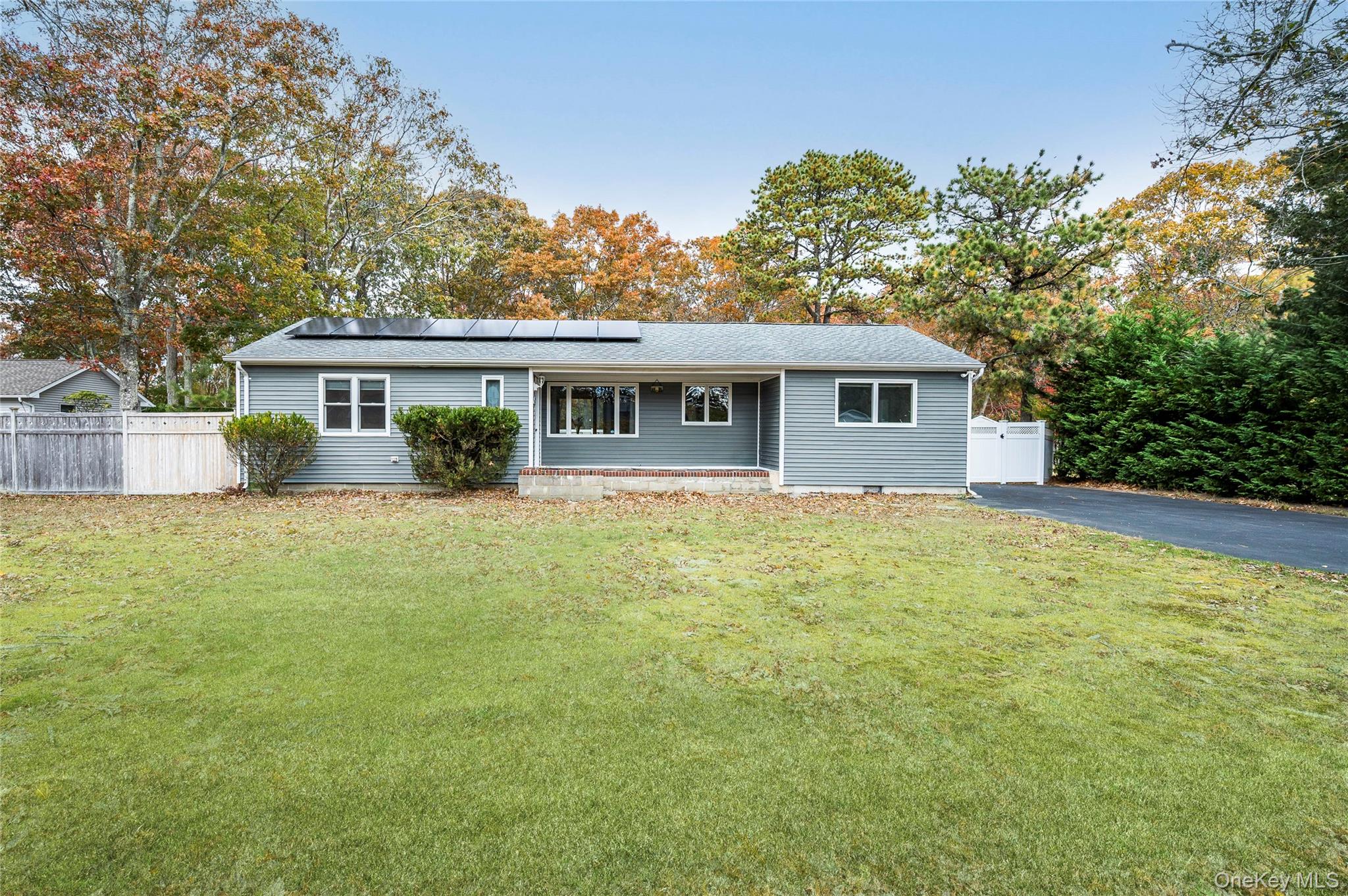 21 Woodridge Road Property Photo 2