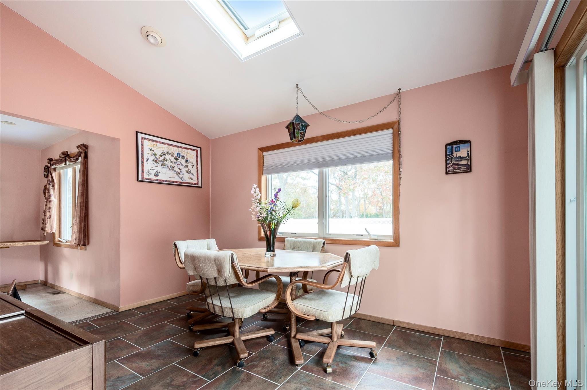 21 Woodridge Road Property Photo 13