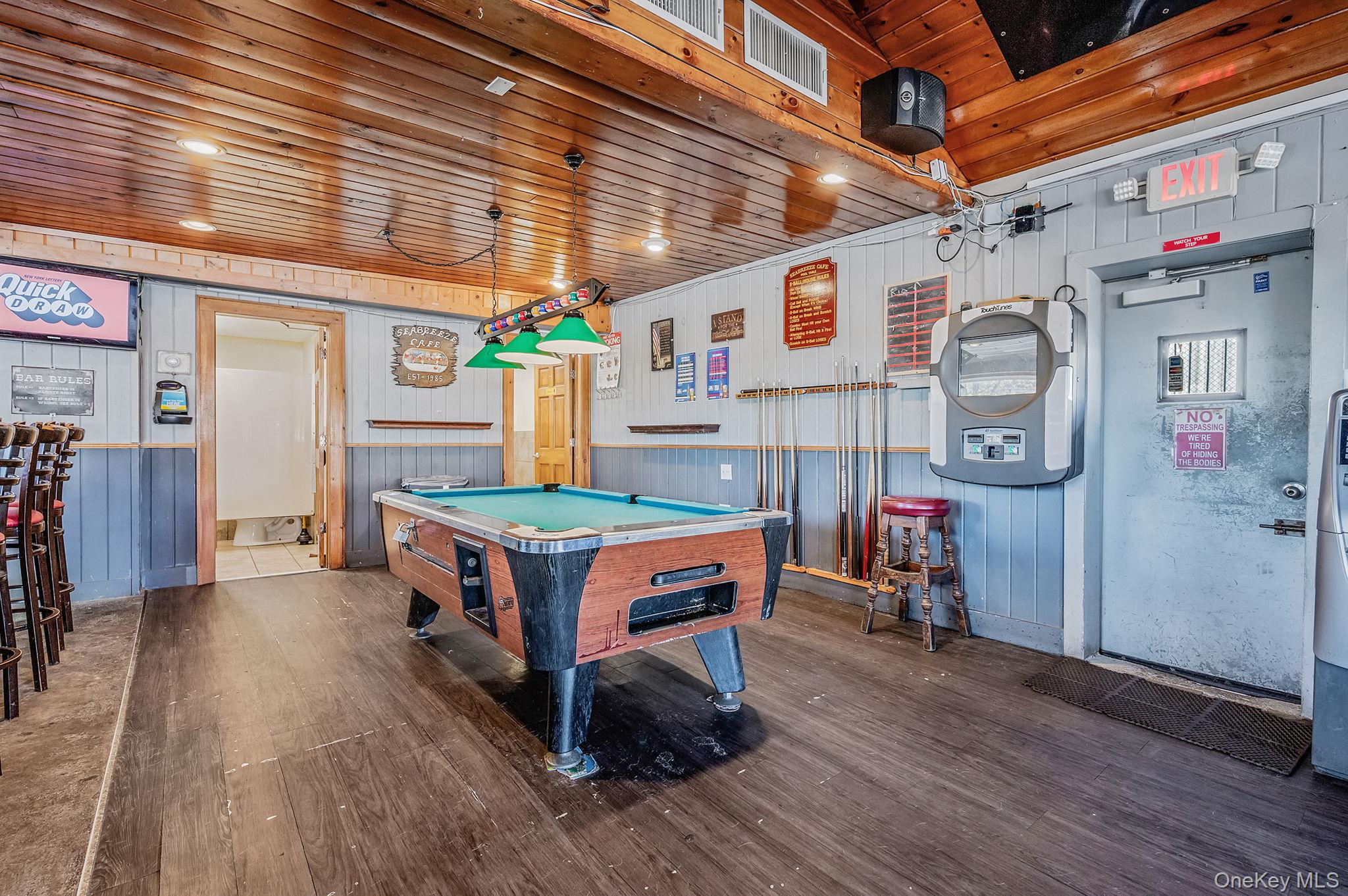 470 Fire Island Avenue Property Photo 11