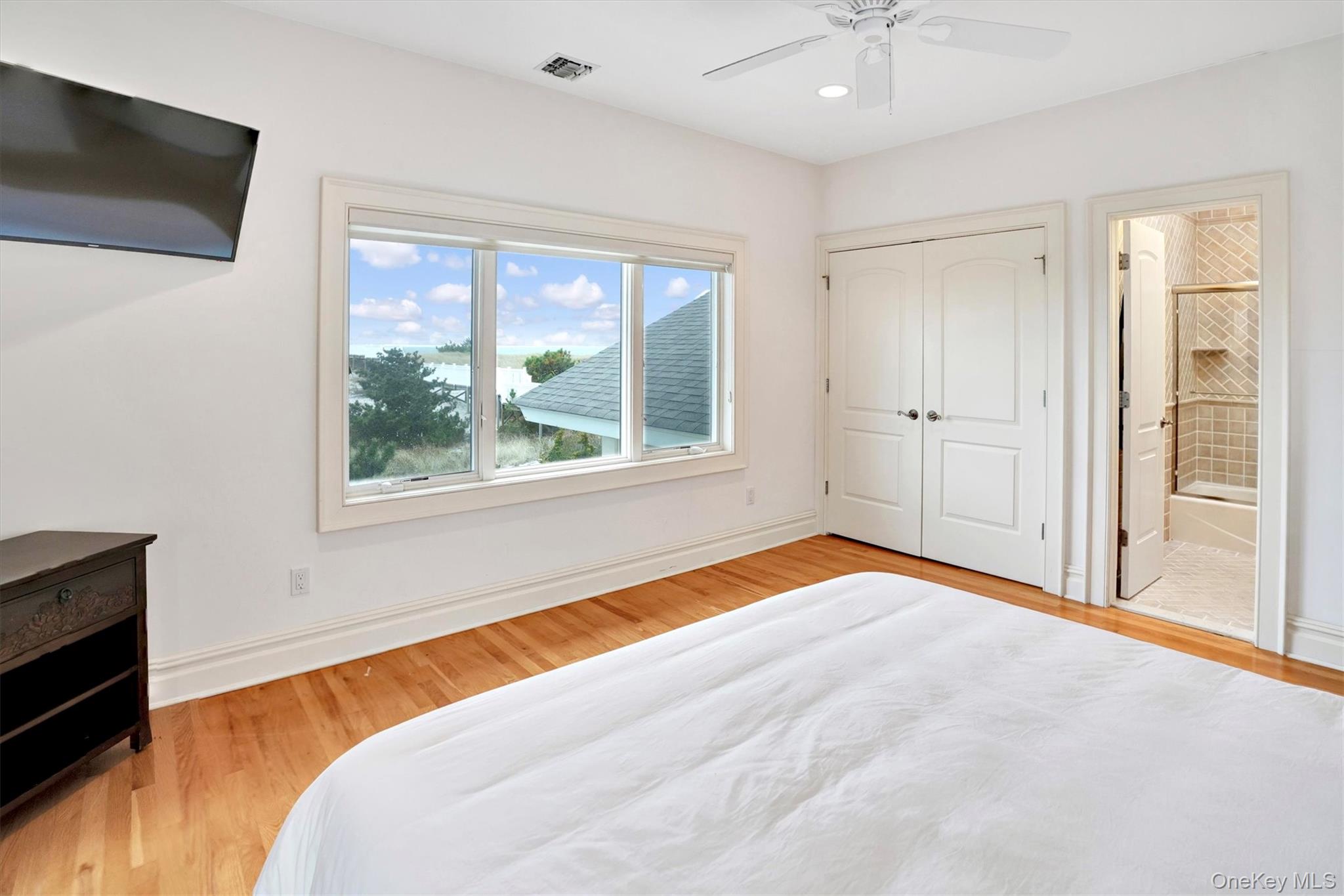 605 Dune Road Property Photo 35