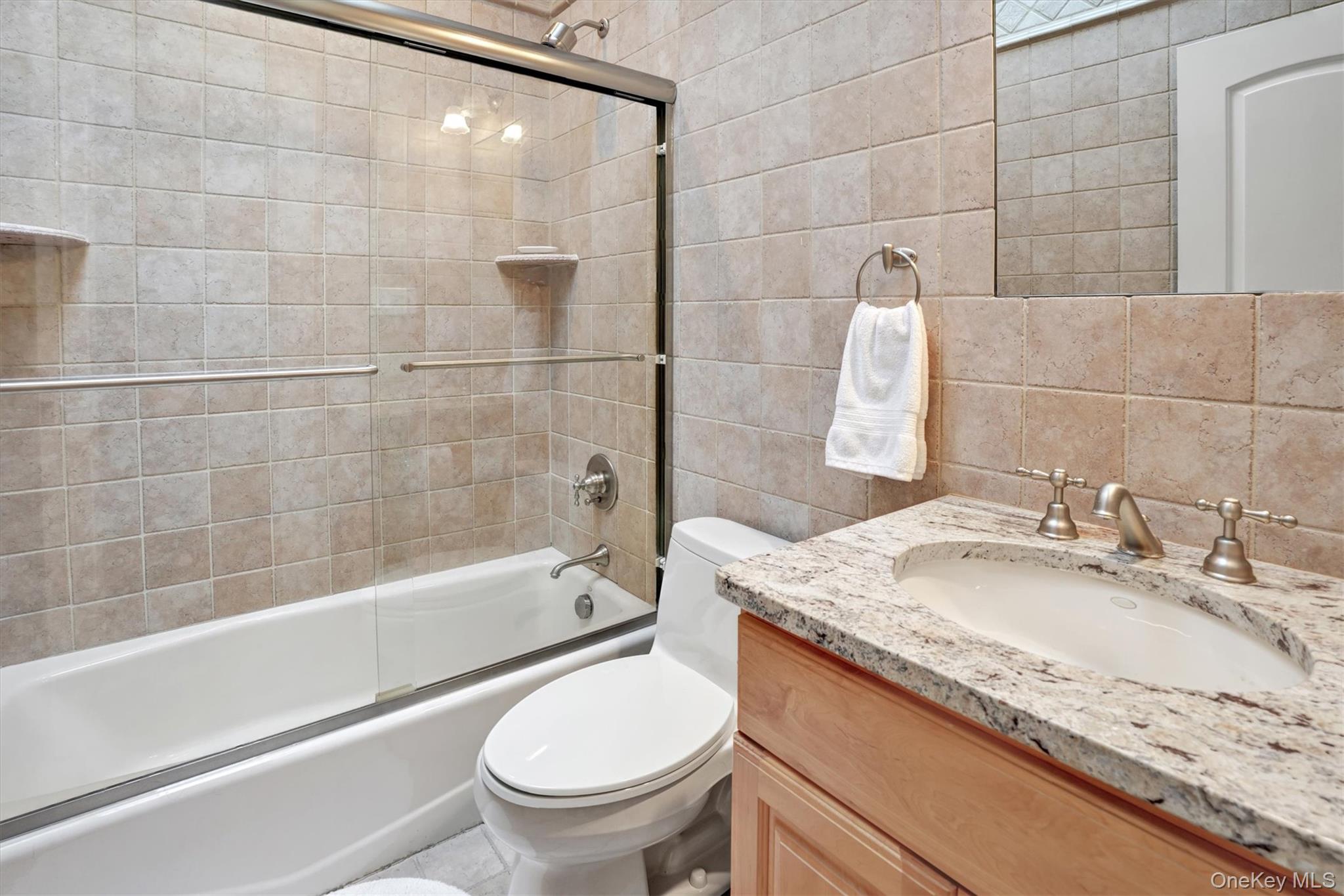 605 Dune Road Property Photo 38