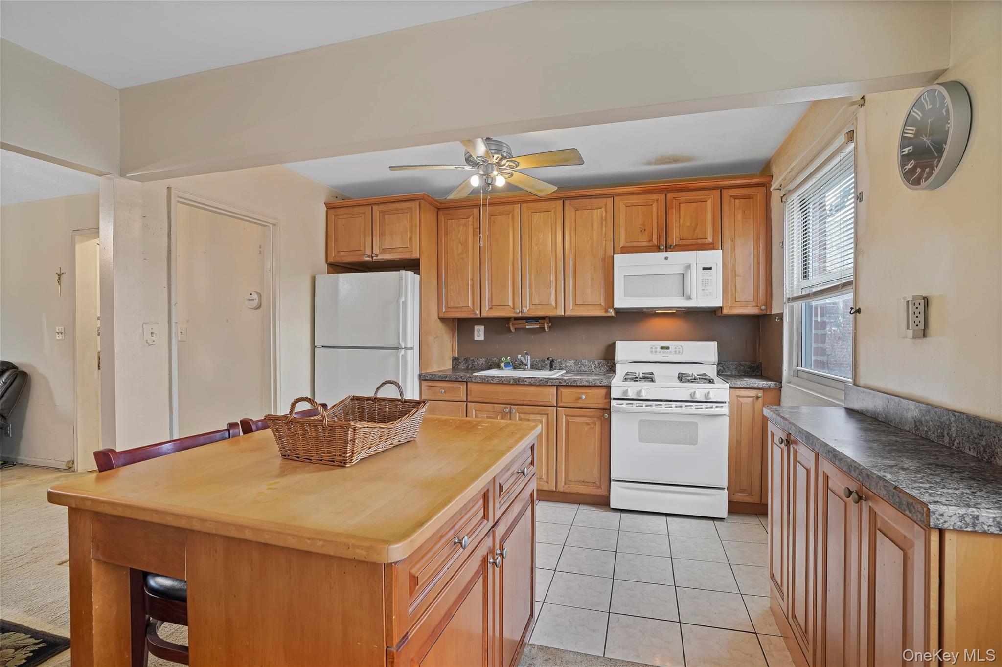 155-27 89th Street 27 Property Photo 4