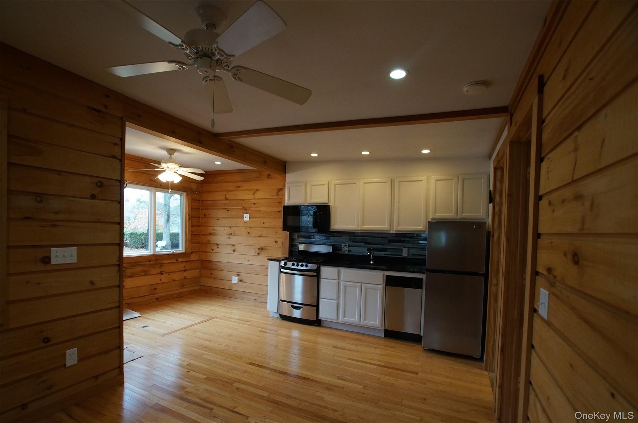 12 E Tiana Road #6 Property Photo 9