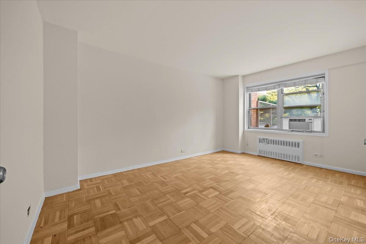 750 Kappock Street 207 Property Photo 10