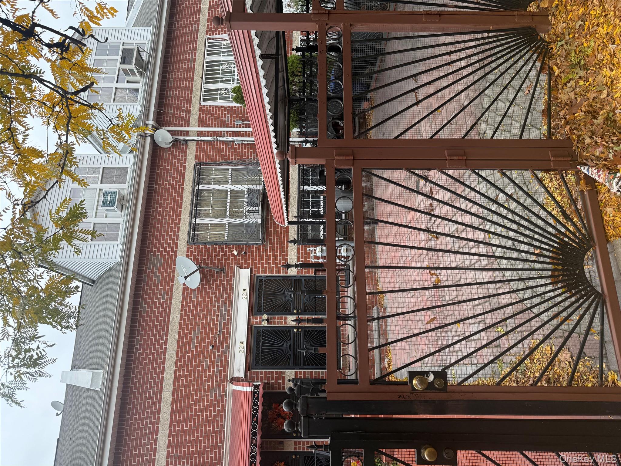 221 Macdougal Street Property Photo 1