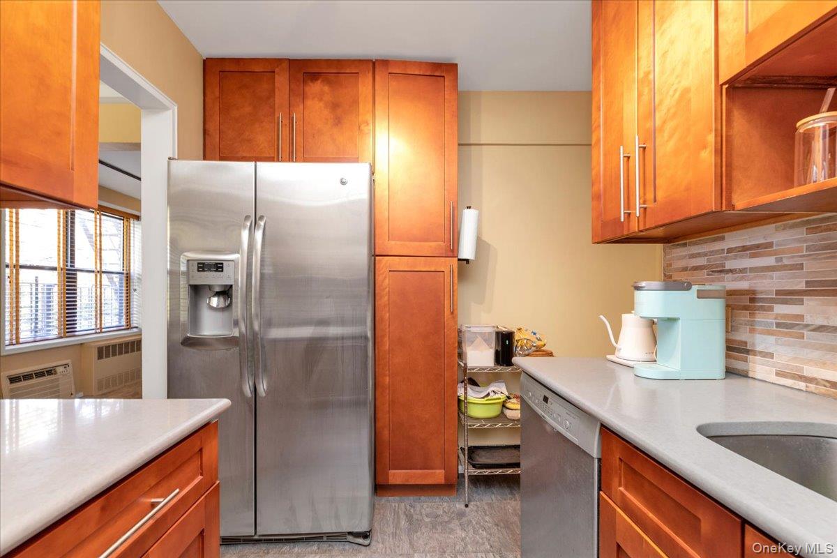 80-35 Springfield Blvd 4f Property Photo 6