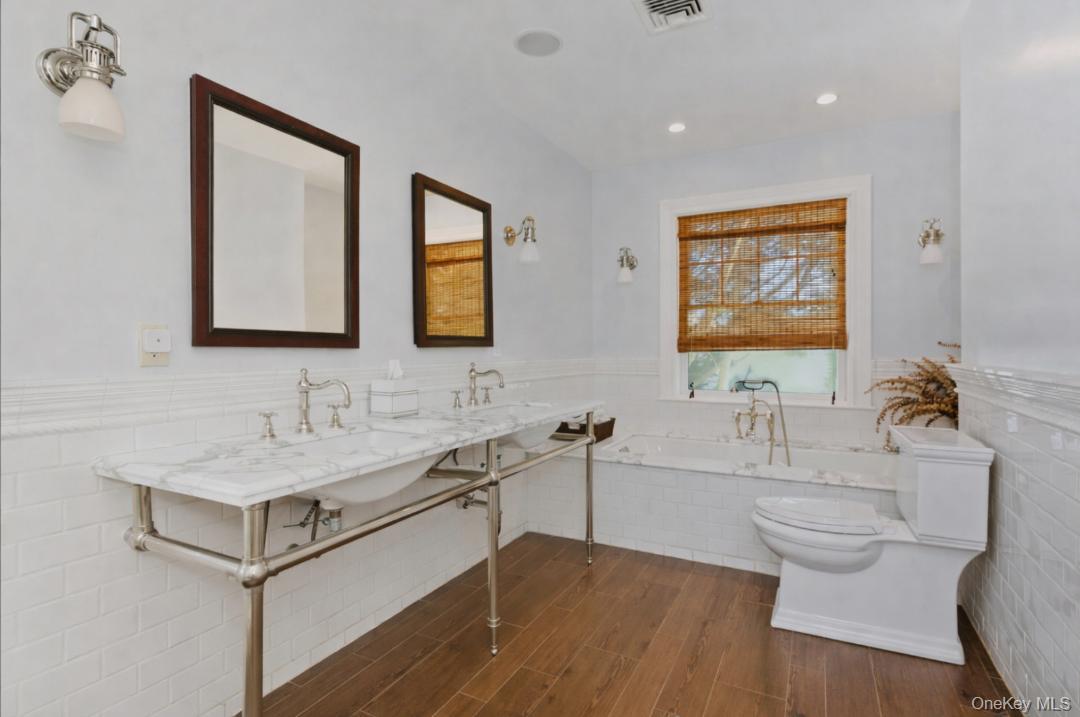134 Dutchess Boulevard Property Photo 27