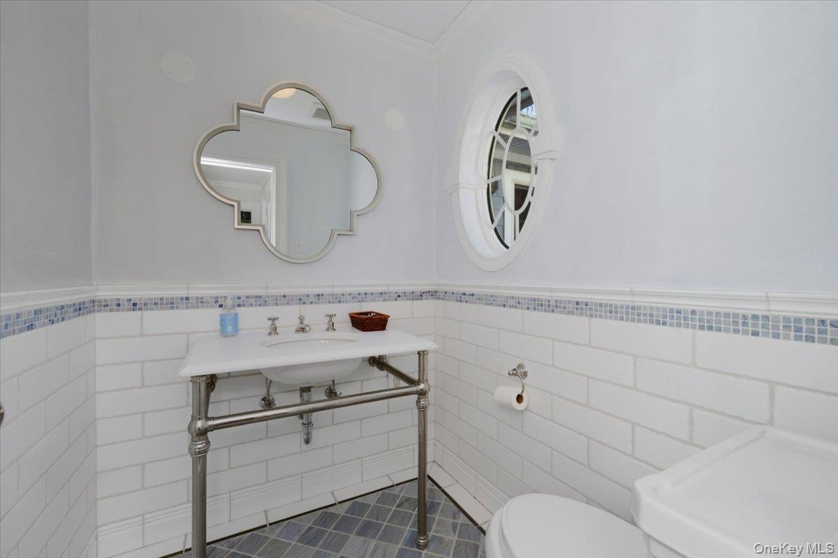 134 Dutchess Boulevard Property Photo 28