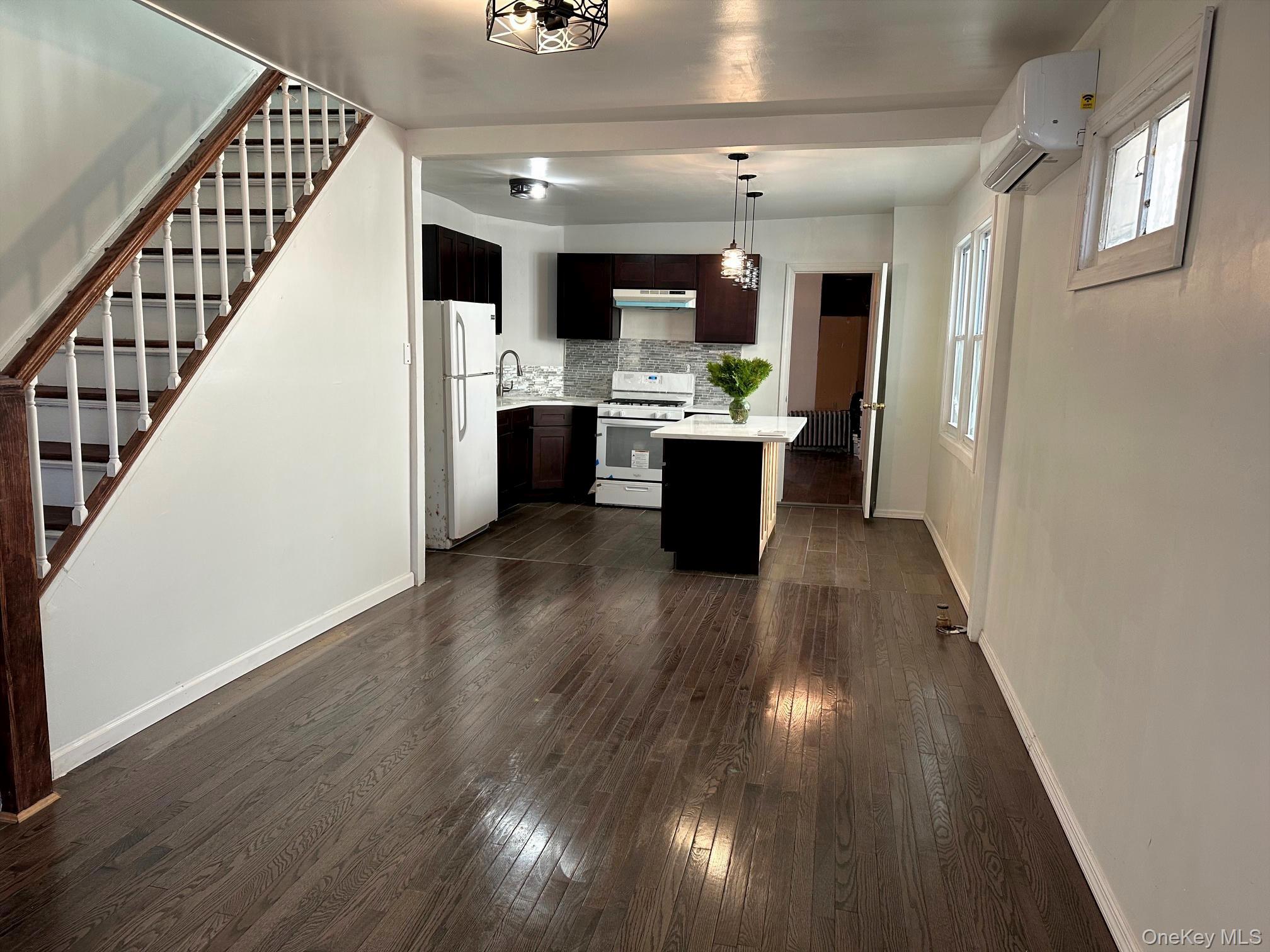 11650 128th Street Property Photo 4
