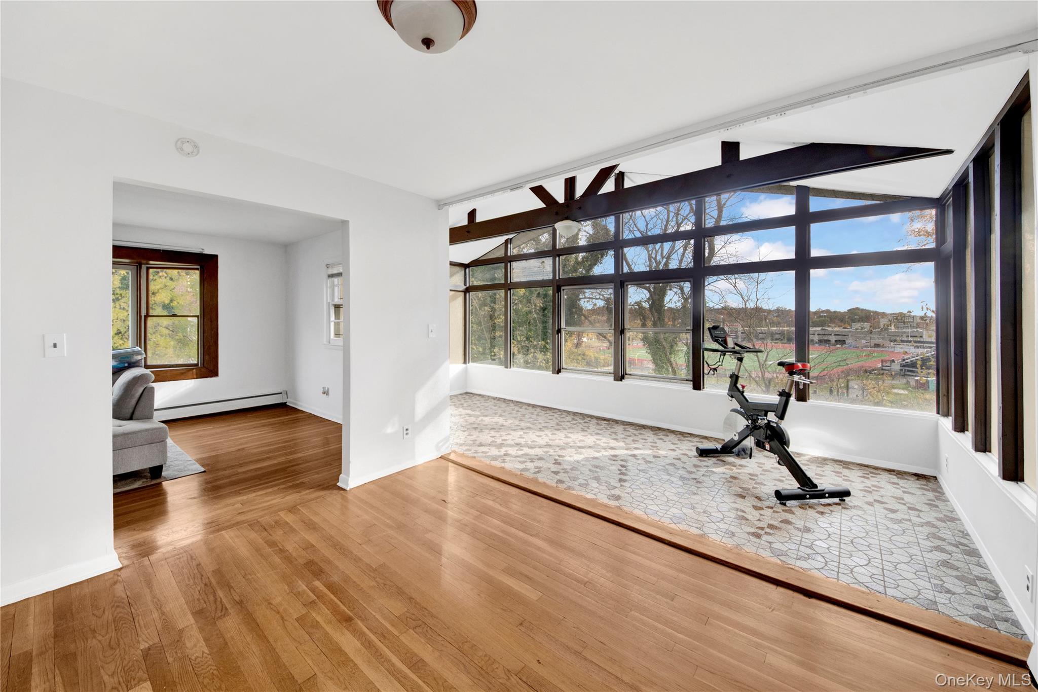 400 Egmont Avenue Property Photo 4