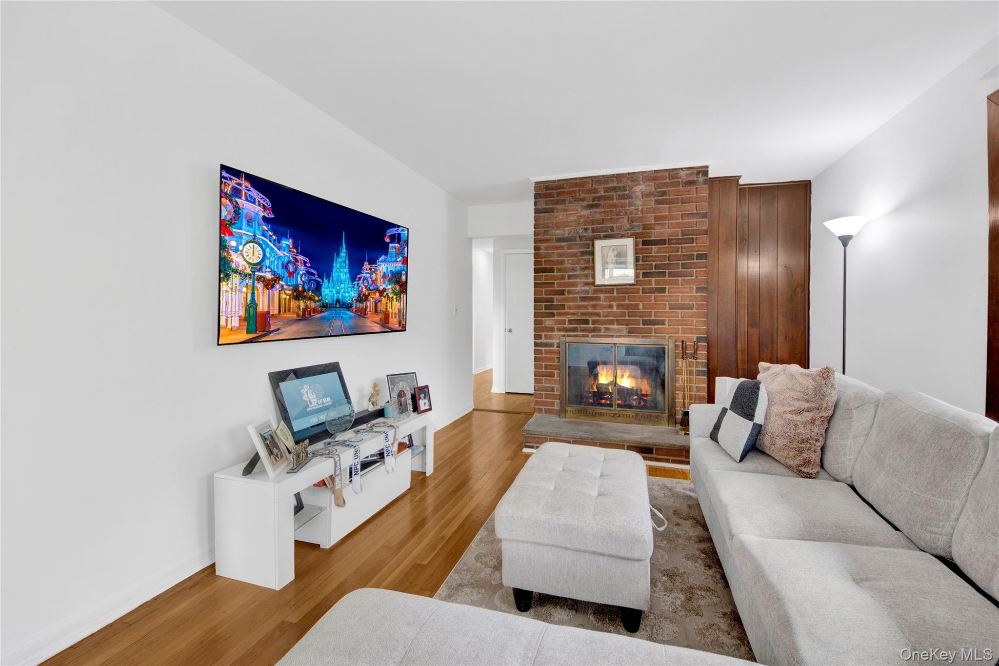 400 Egmont Avenue Property Photo 24