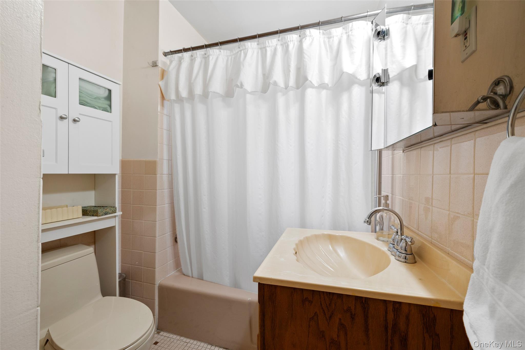 85-83 88th Street Property Photo 11