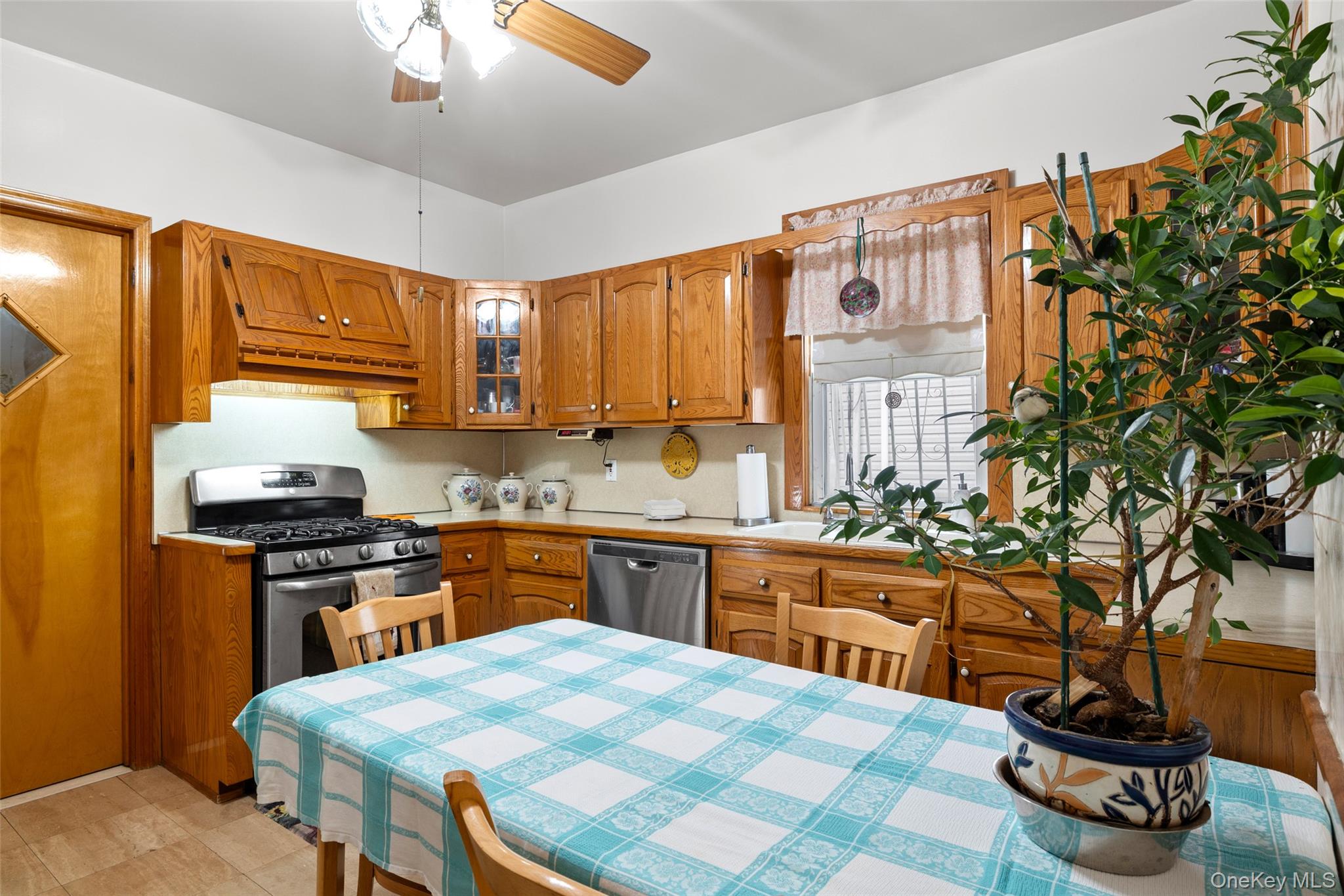 85-83 88th Street Property Photo 15