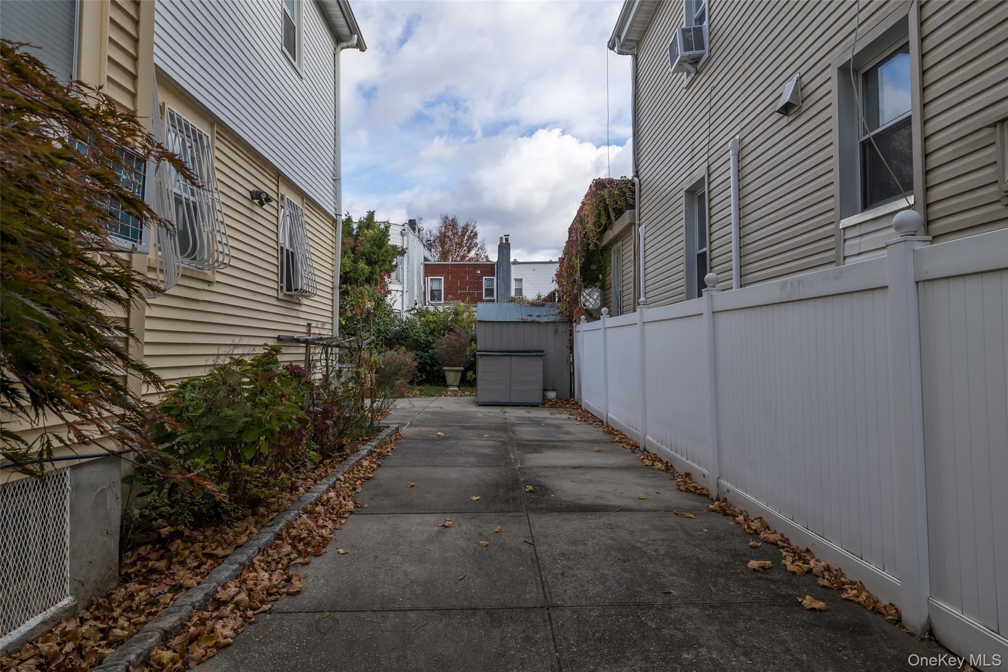 85-83 88th Street Property Photo 33