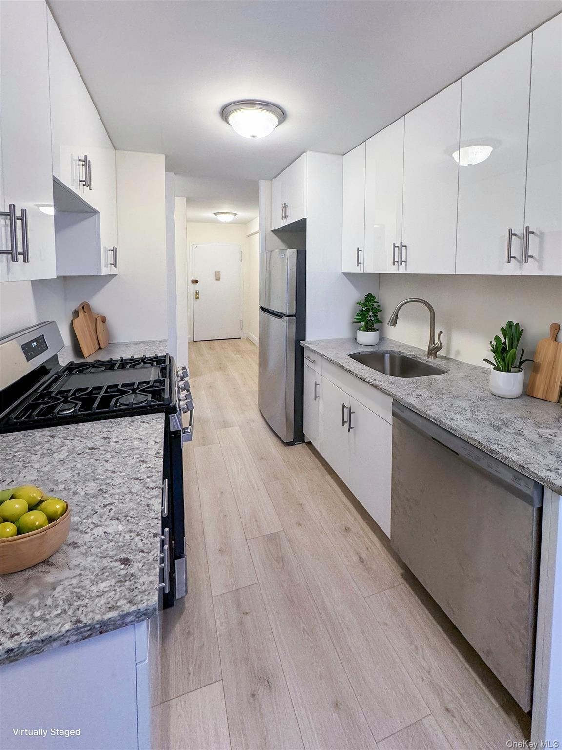 825 Morrison Avenue 5A Property Photo 1