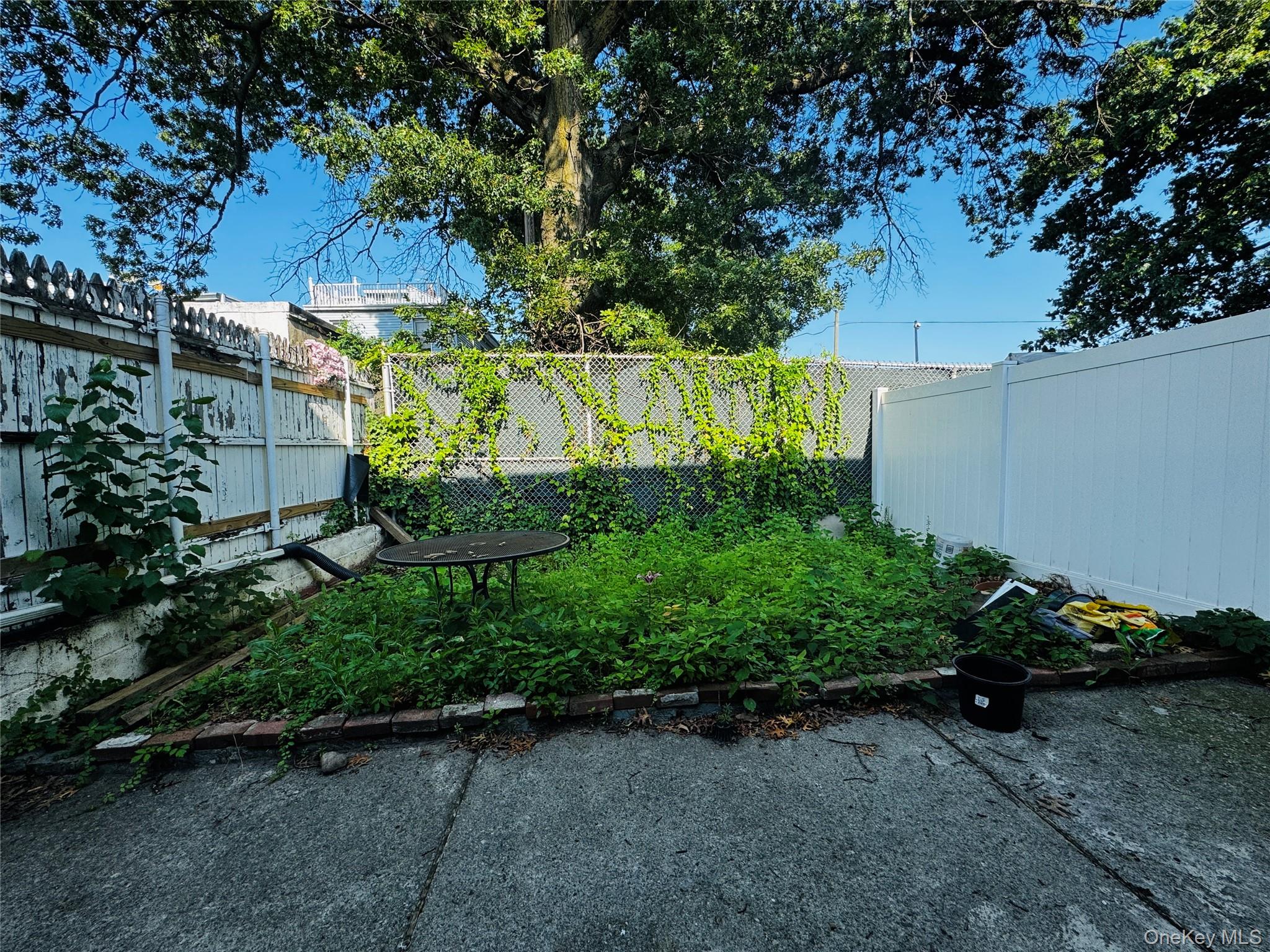 44-17 65th Street Property Photo 11