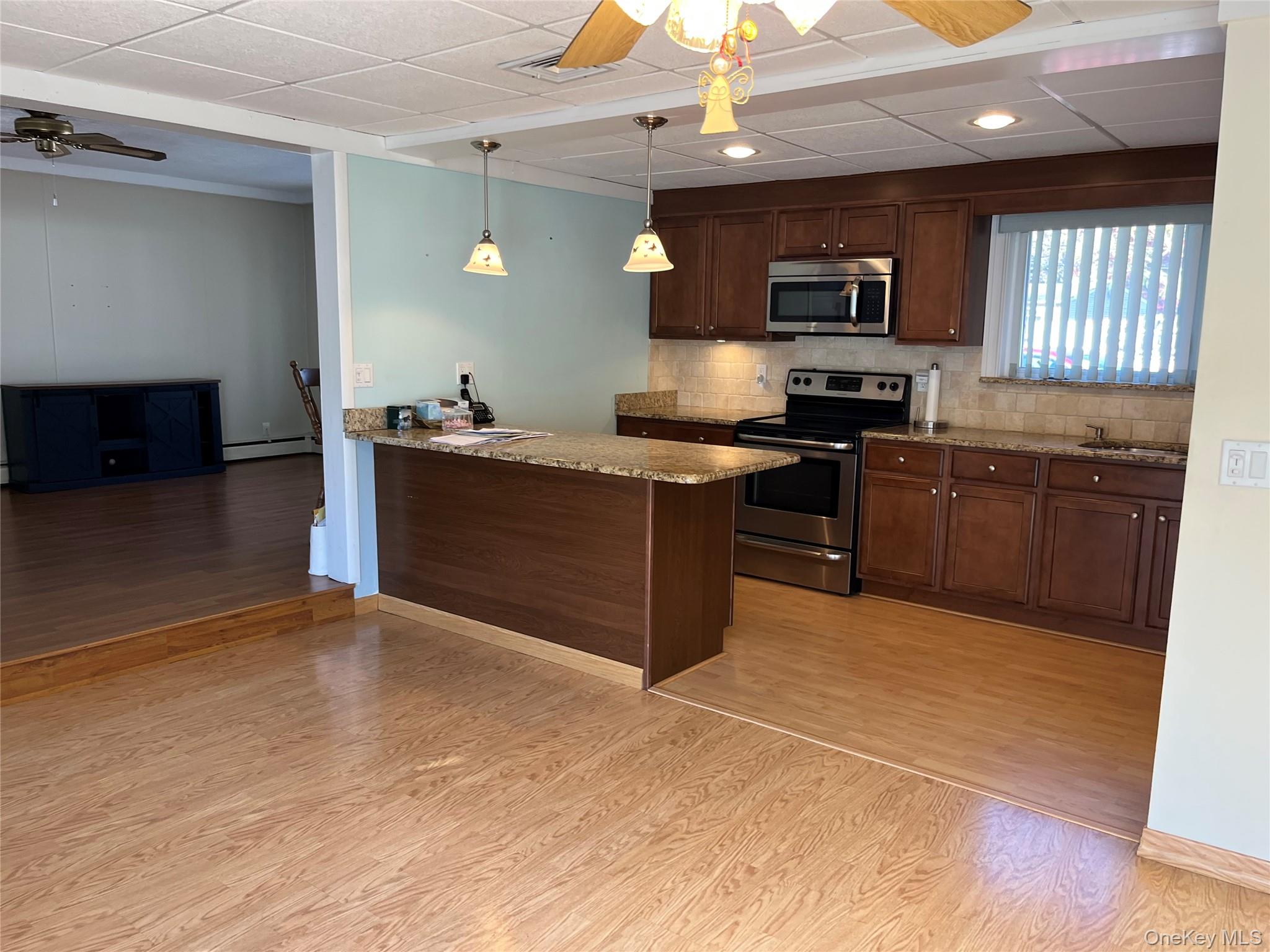 10 Pine Street Property Photo 6