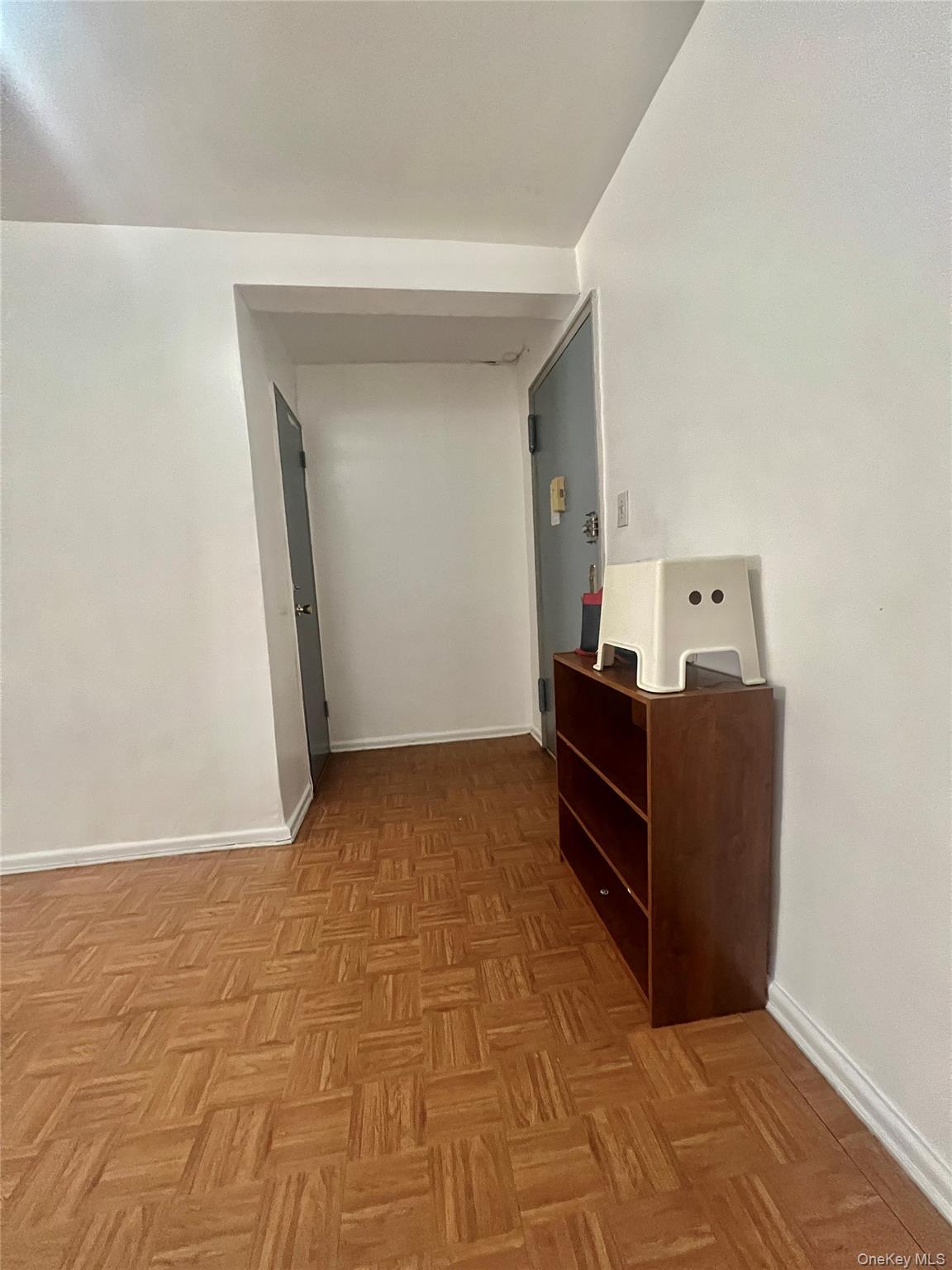 94-30 59 Avenue 4h Property Photo 5