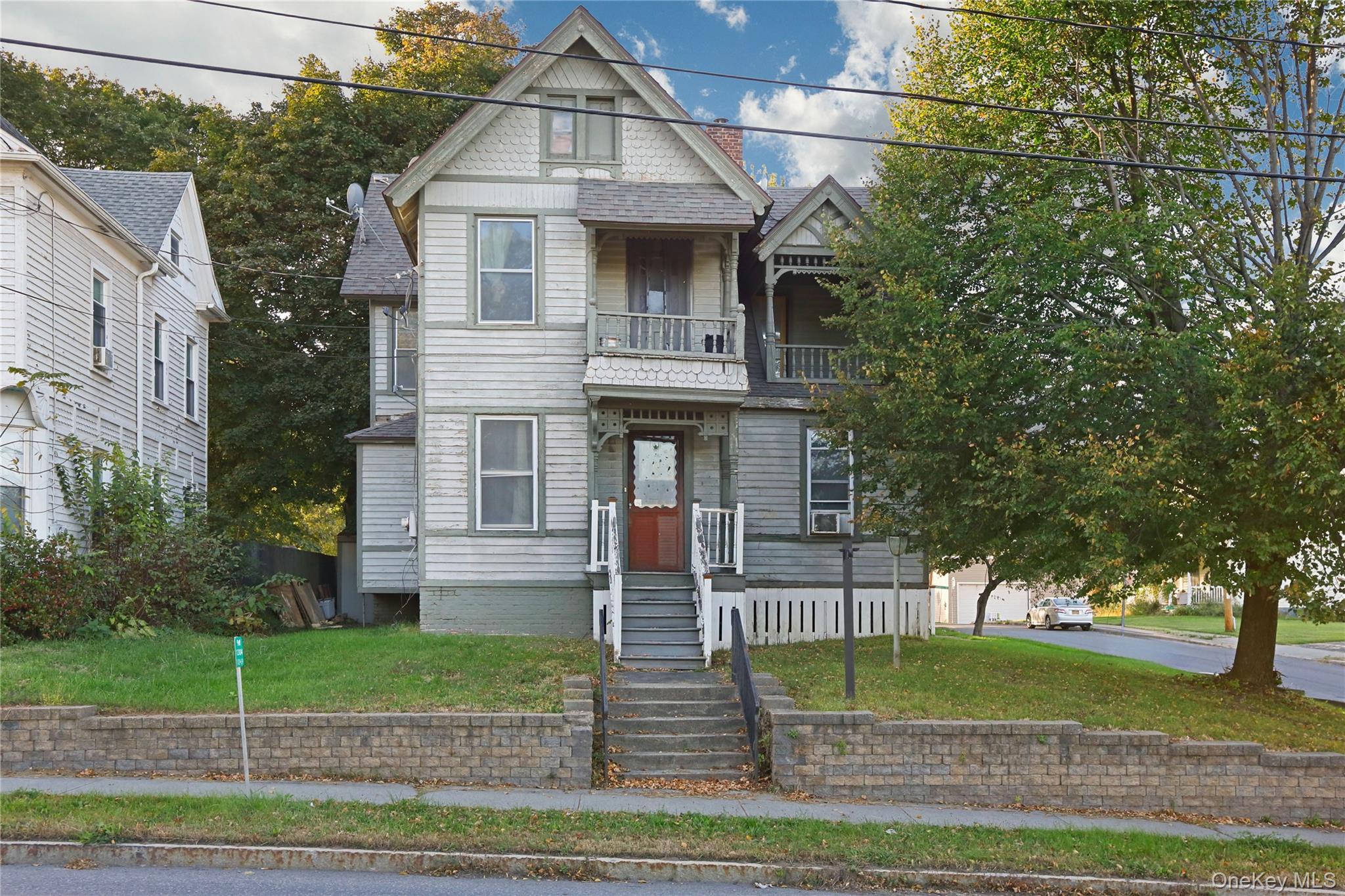 97 Maple Avenue Property Photo 1