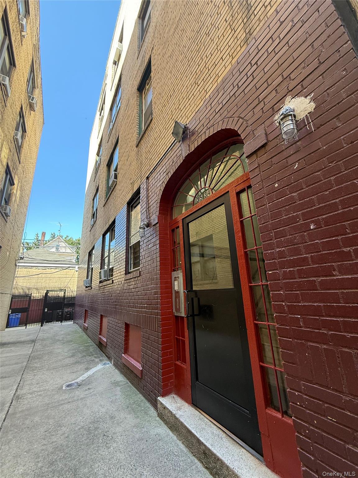 35-34 94th Street Property Photo 4