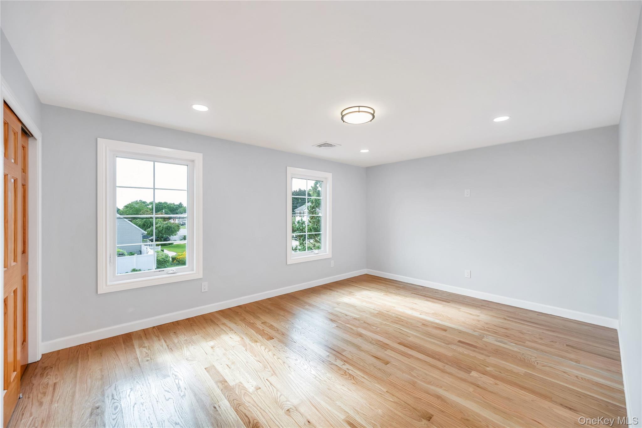 123 Cayuga Avenue Property Photo 12