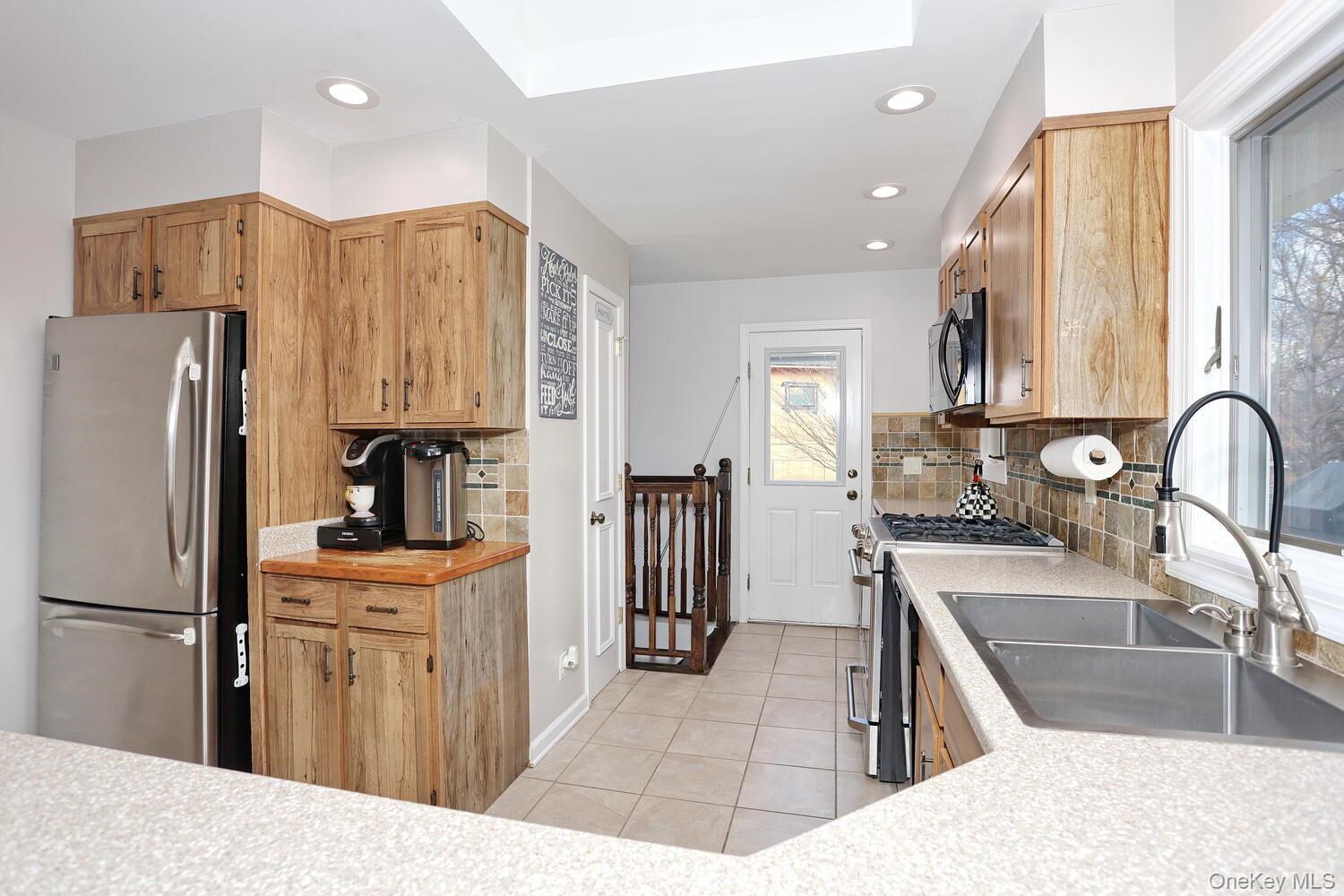 19 Augur Road Property Photo 10