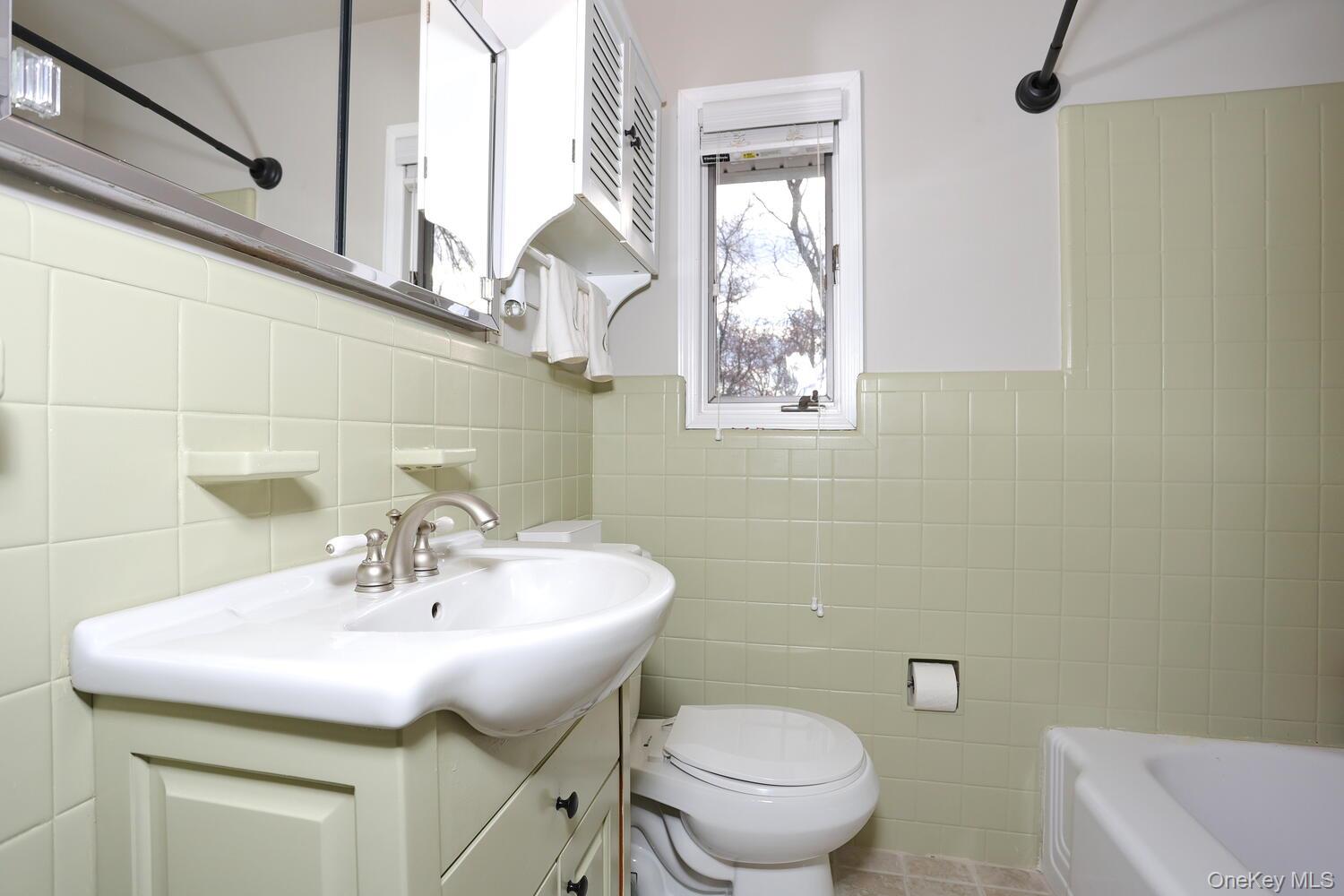 19 Augur Road Property Photo 18