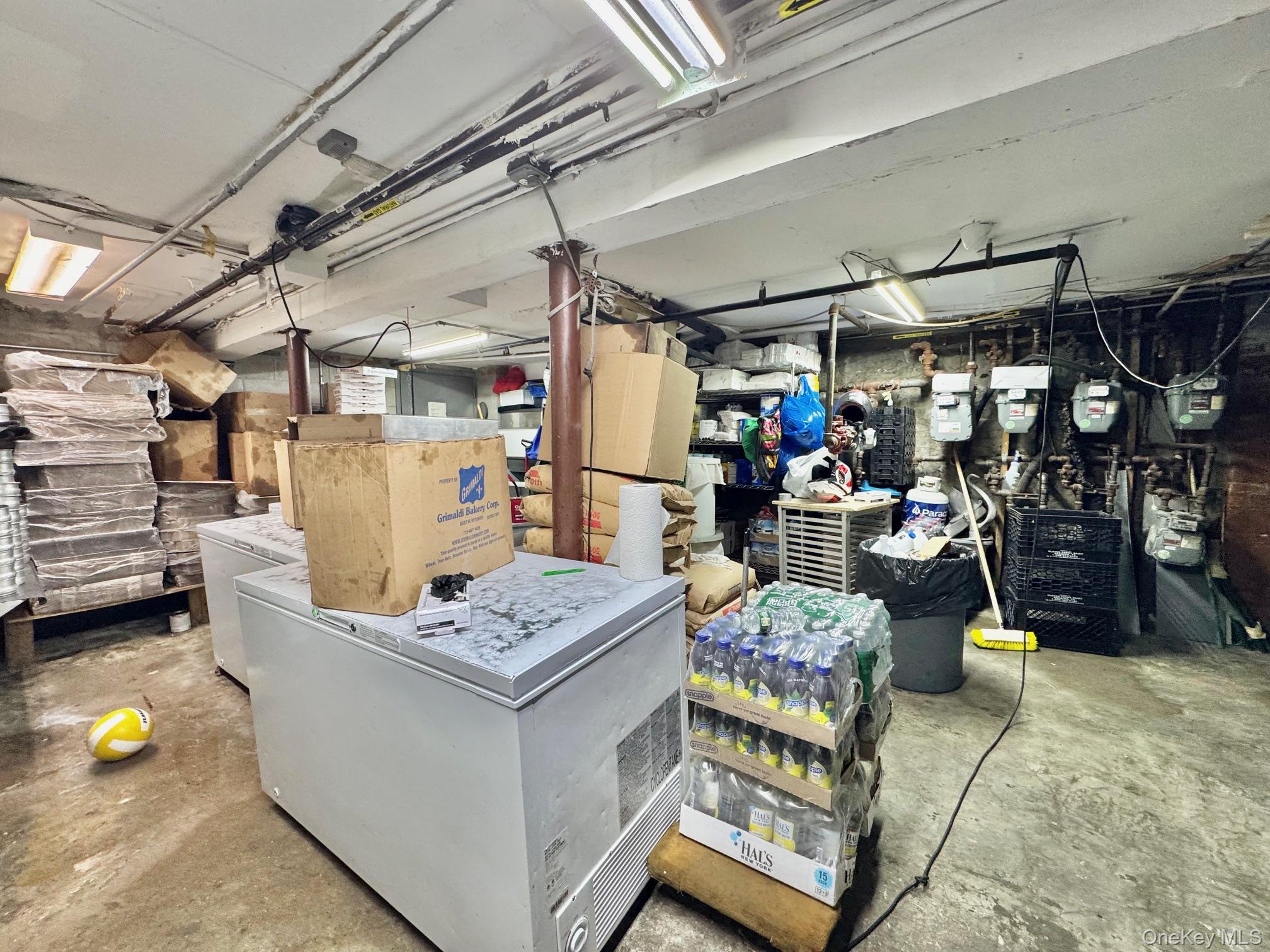 330 Halsey Street Property Photo 17