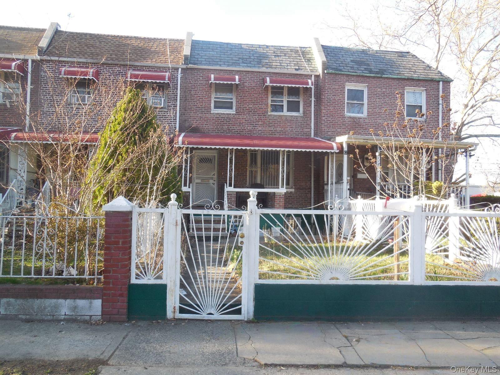 1183 Grenada Place Property Photo 1