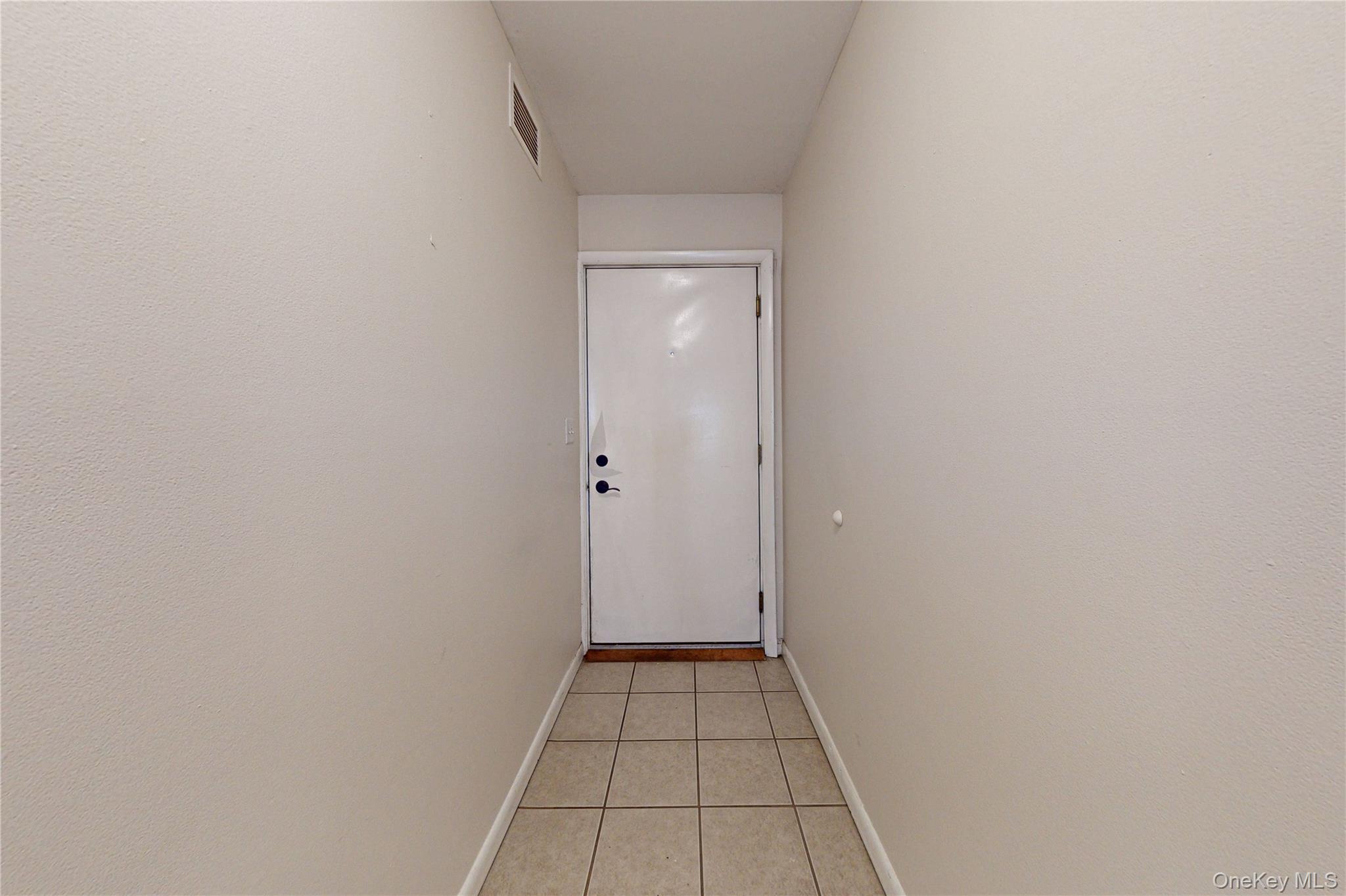 26 Cooper Road 914 Property Photo 2