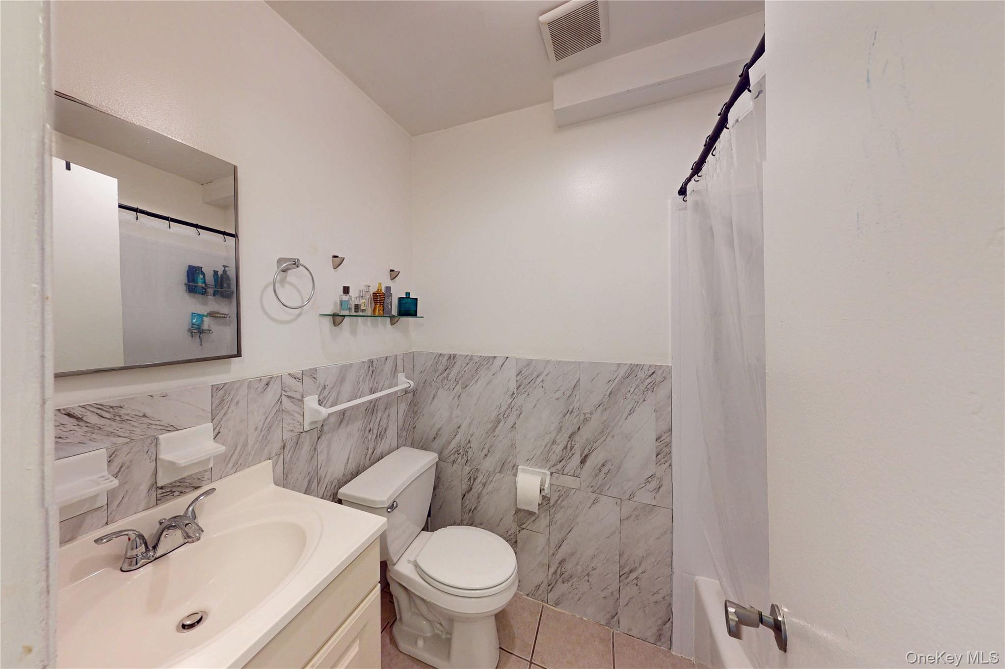 26 Cooper Road 914 Property Photo 15