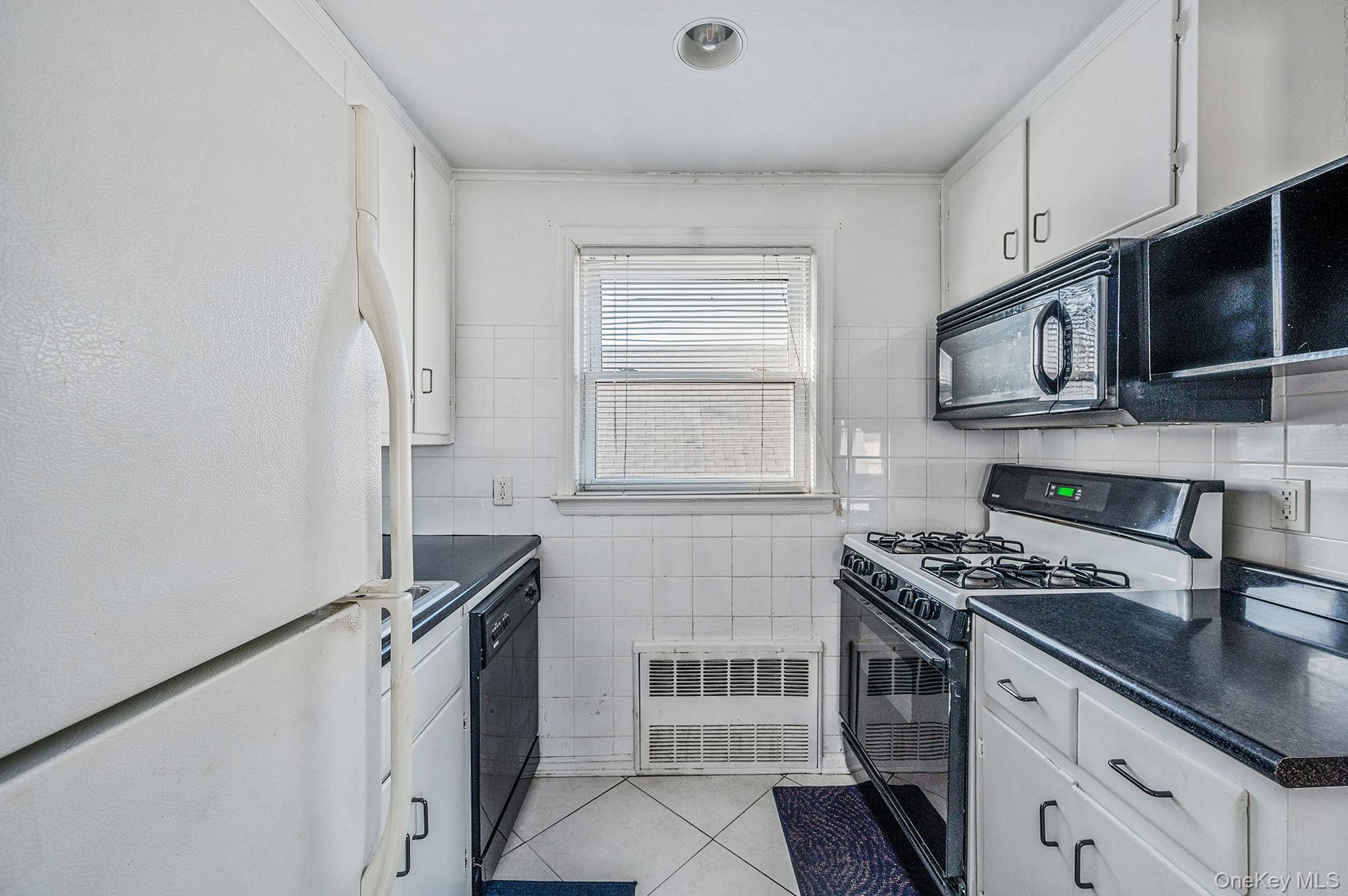 34 Meyer Avenue Property Photo 35