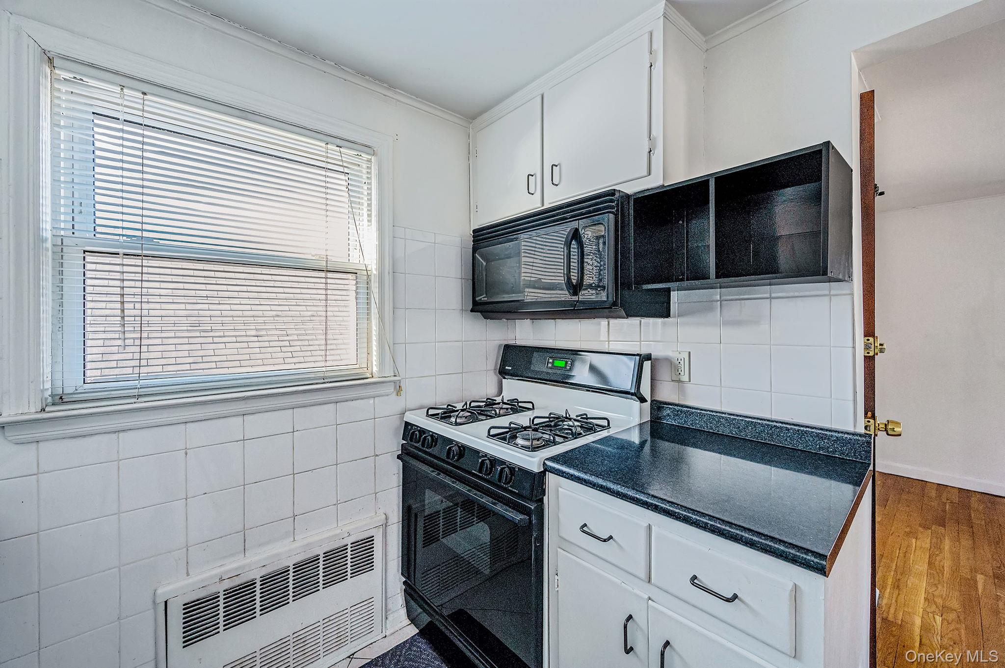 34 Meyer Avenue Property Photo 36