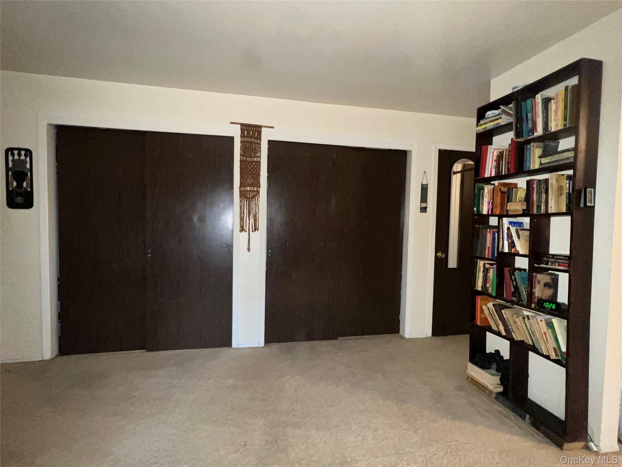 16 Scenic Drive S Property Photo 11