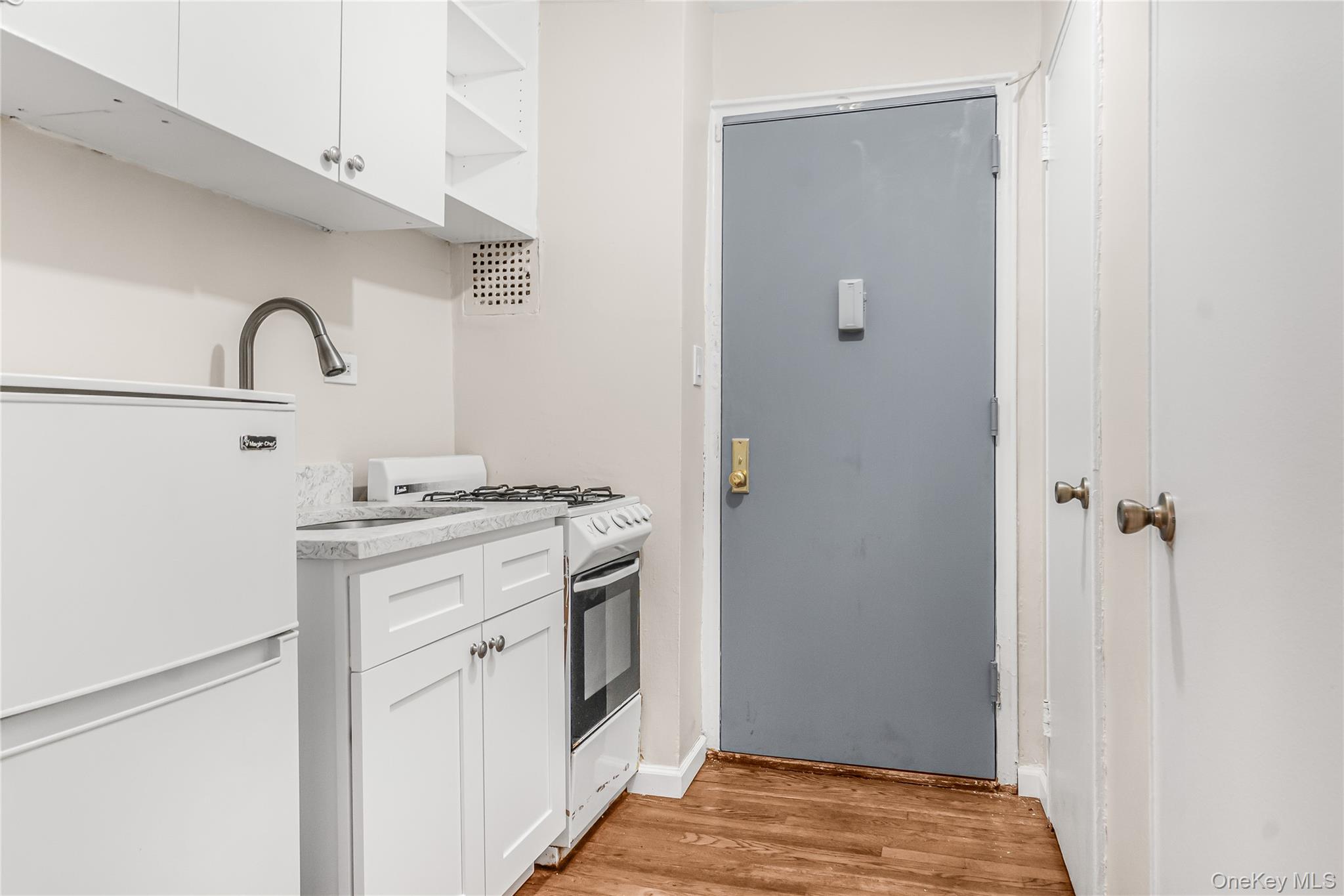 84-50 169th Street 418 Property Photo 4