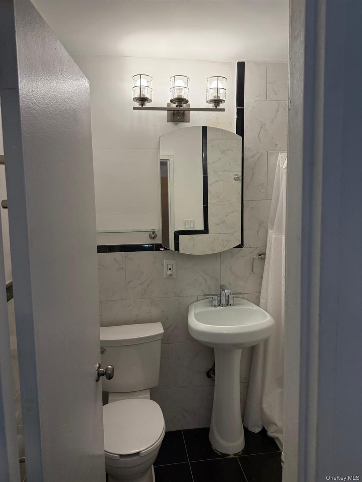 3520 Tryon Avenue 405 Property Photo 12