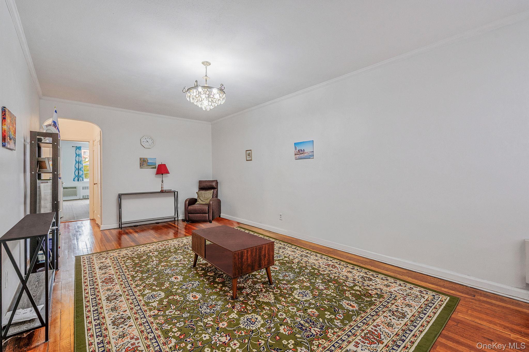 66-11 Burns Street Property Photo 20