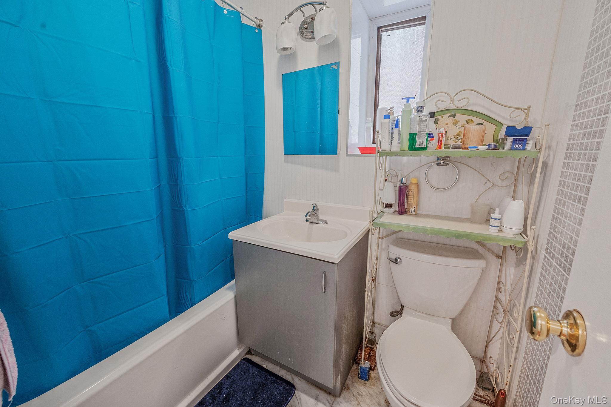 66-11 Burns Street Property Photo 25