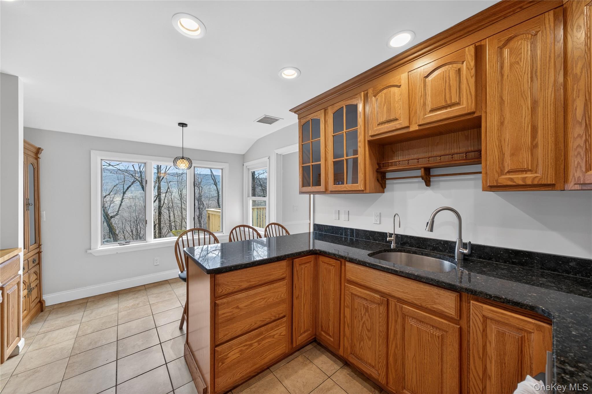 36 Sands Point Road Property Photo 15
