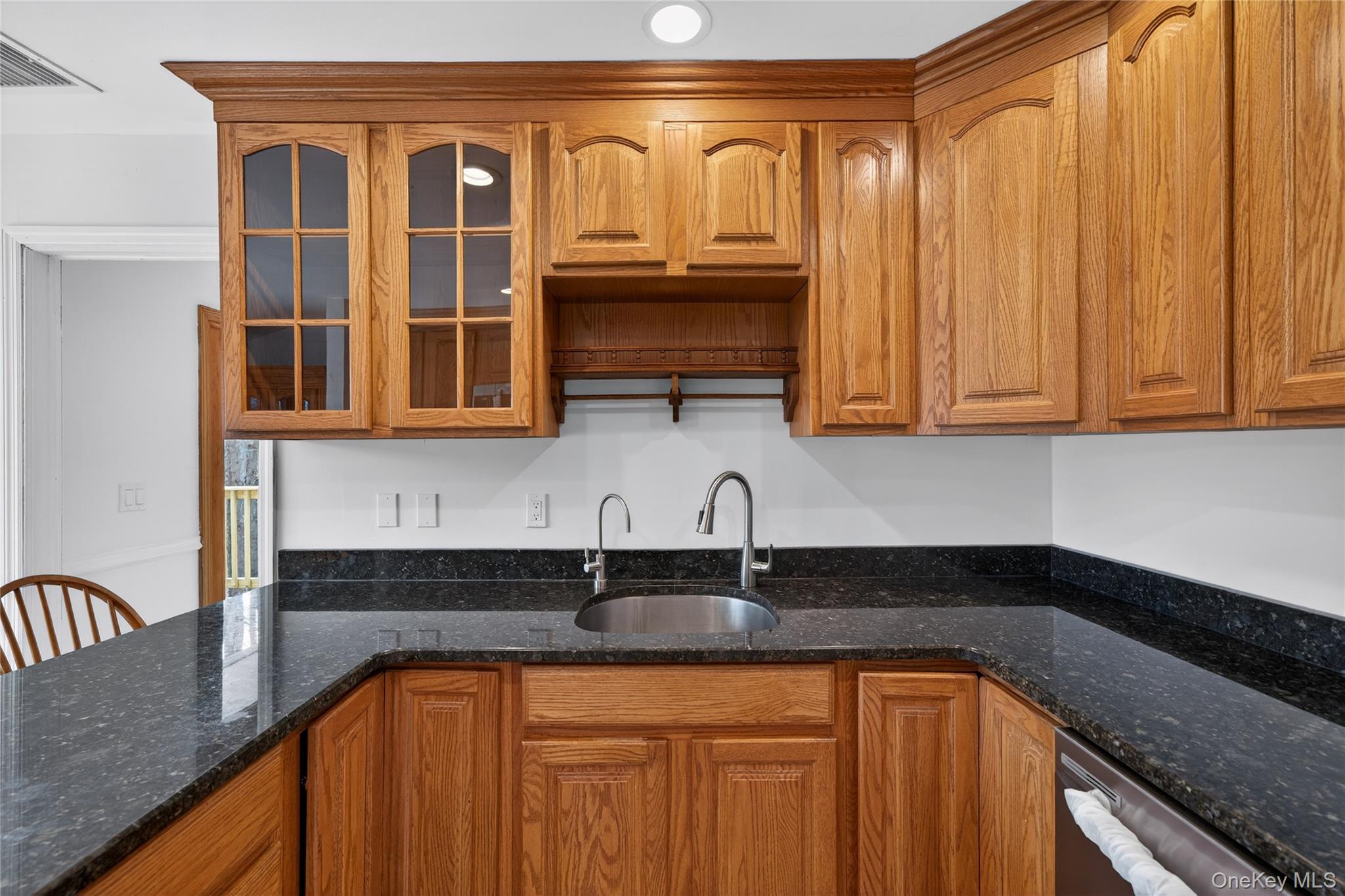 36 Sands Point Road Property Photo 16