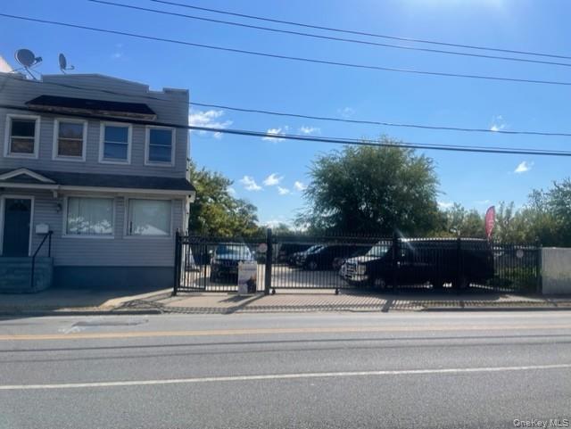 31 Plainfield Avenue Property Photo 1