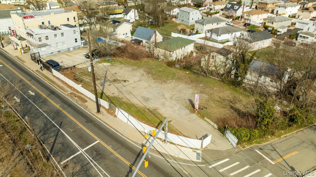 31 Plainfield Avenue Property Photo 4
