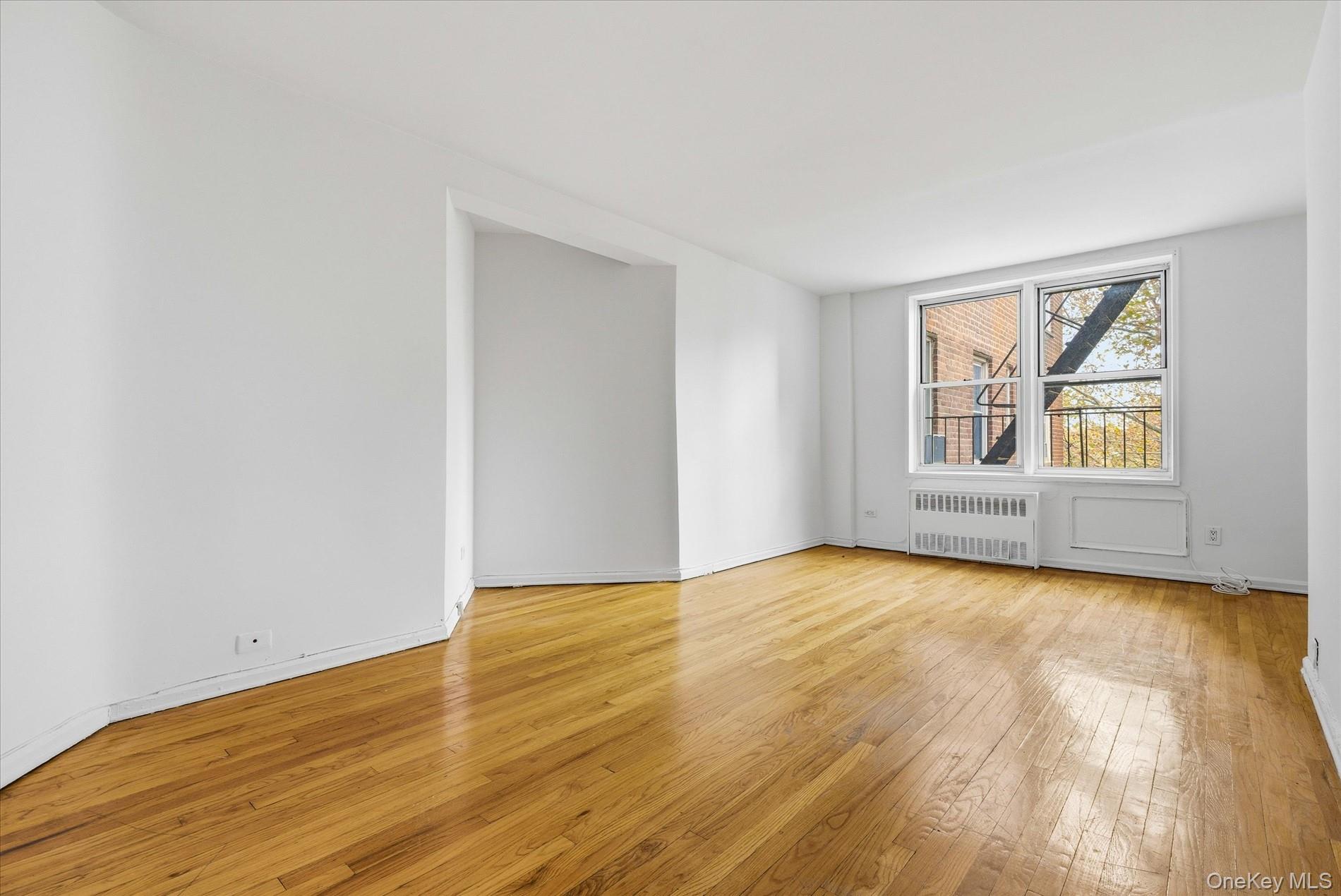 60-11 Broadway 4n Property Photo 2