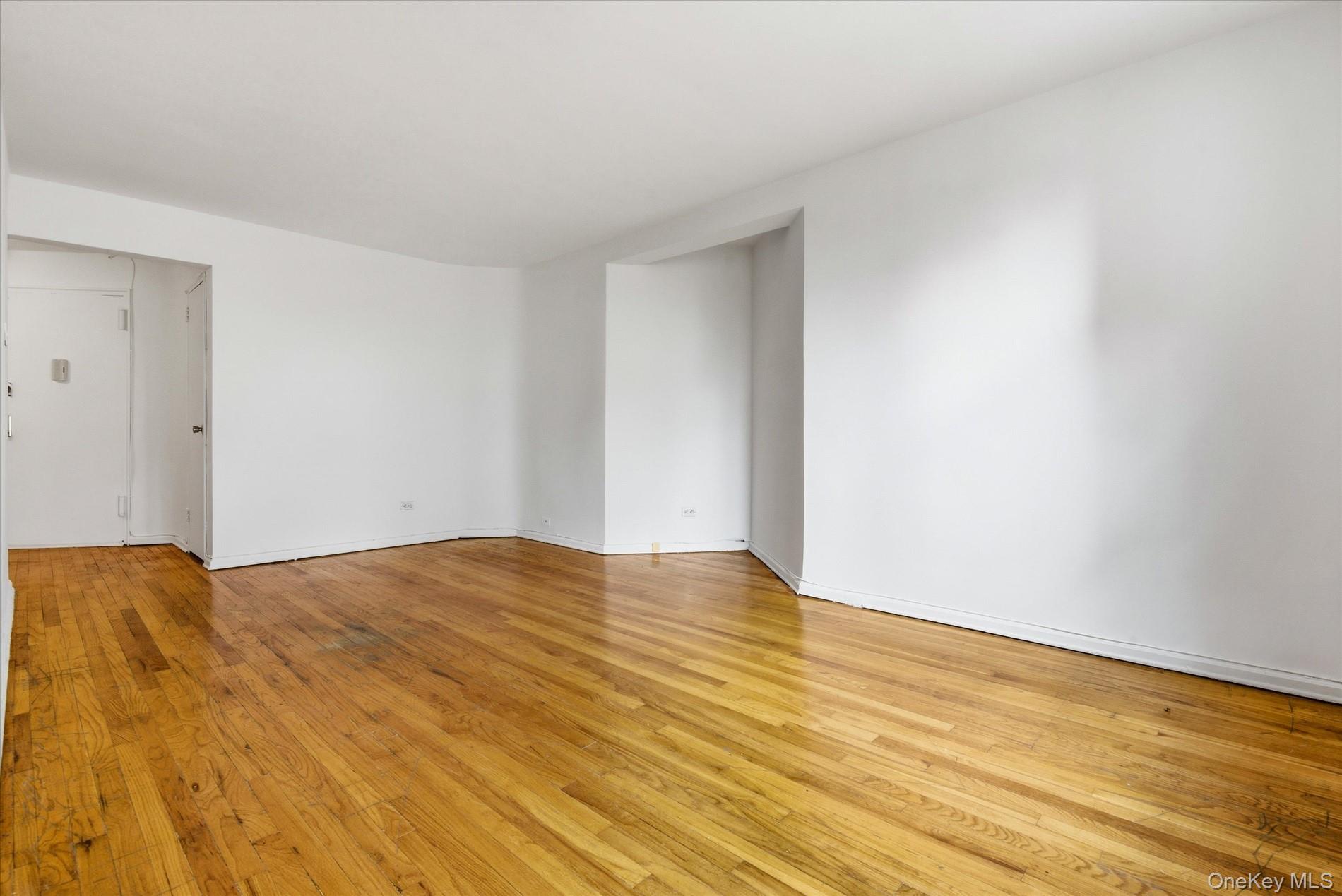 60-11 Broadway 4n Property Photo 4