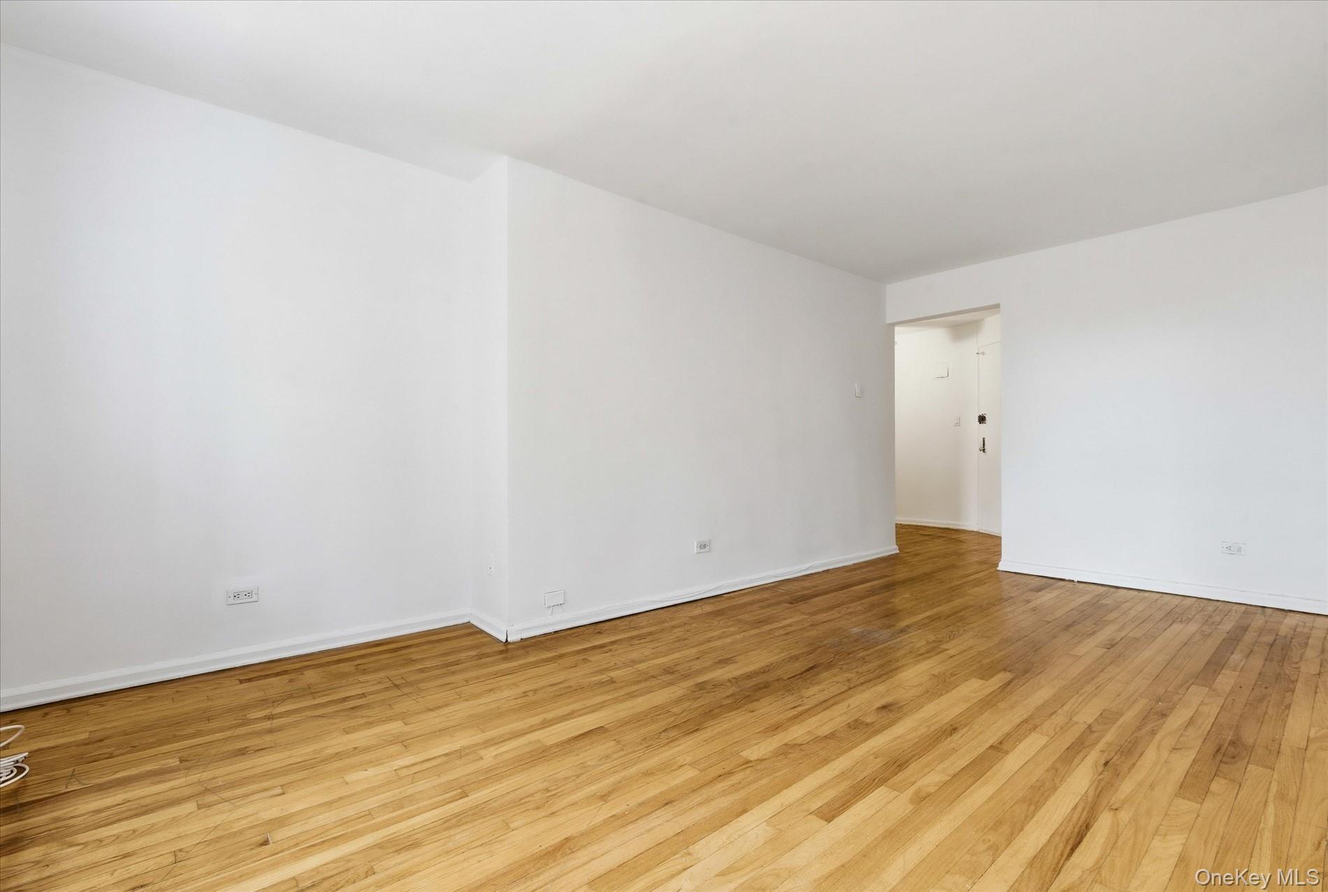 60-11 Broadway 4n Property Photo 5