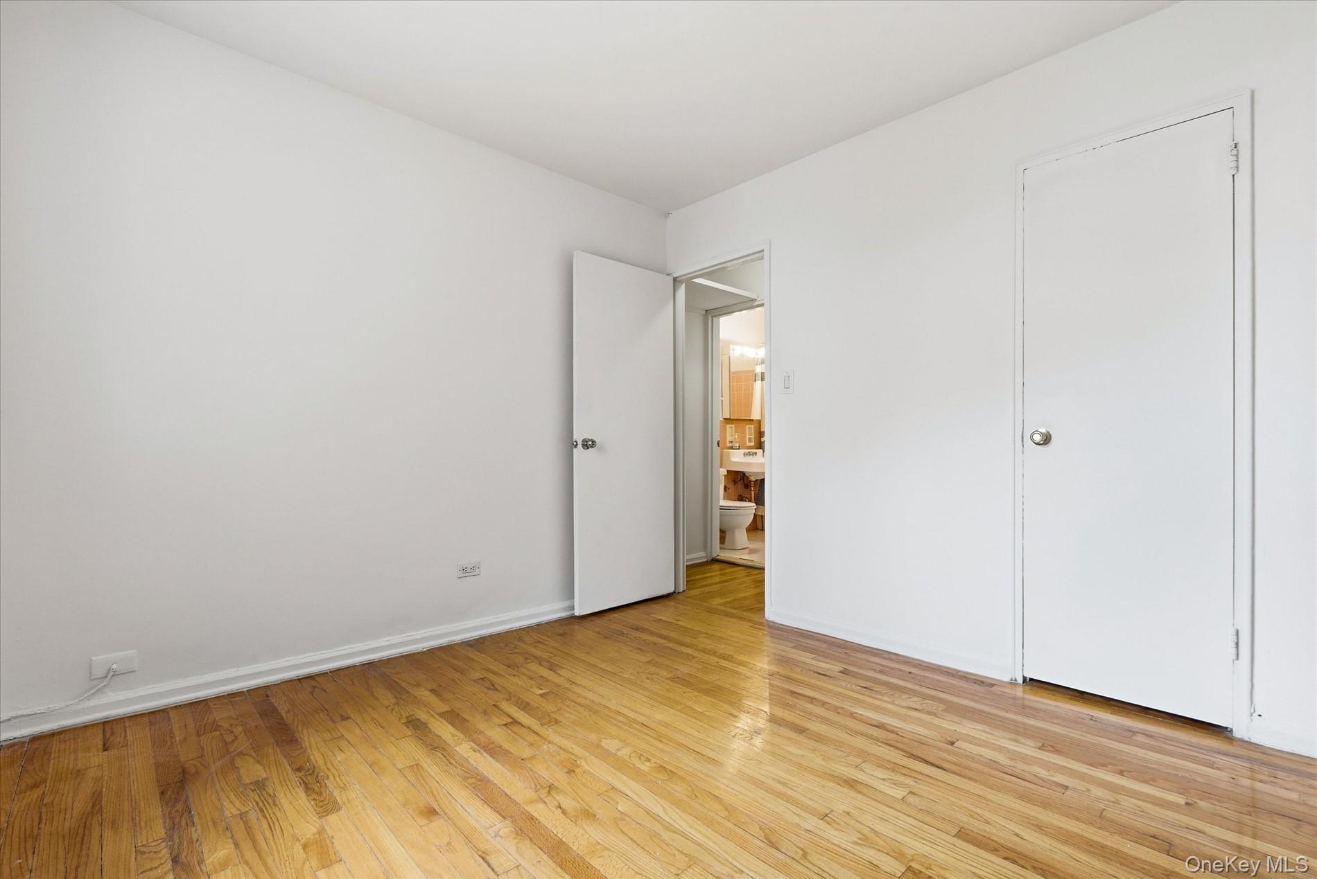 60-11 Broadway 4n Property Photo 9