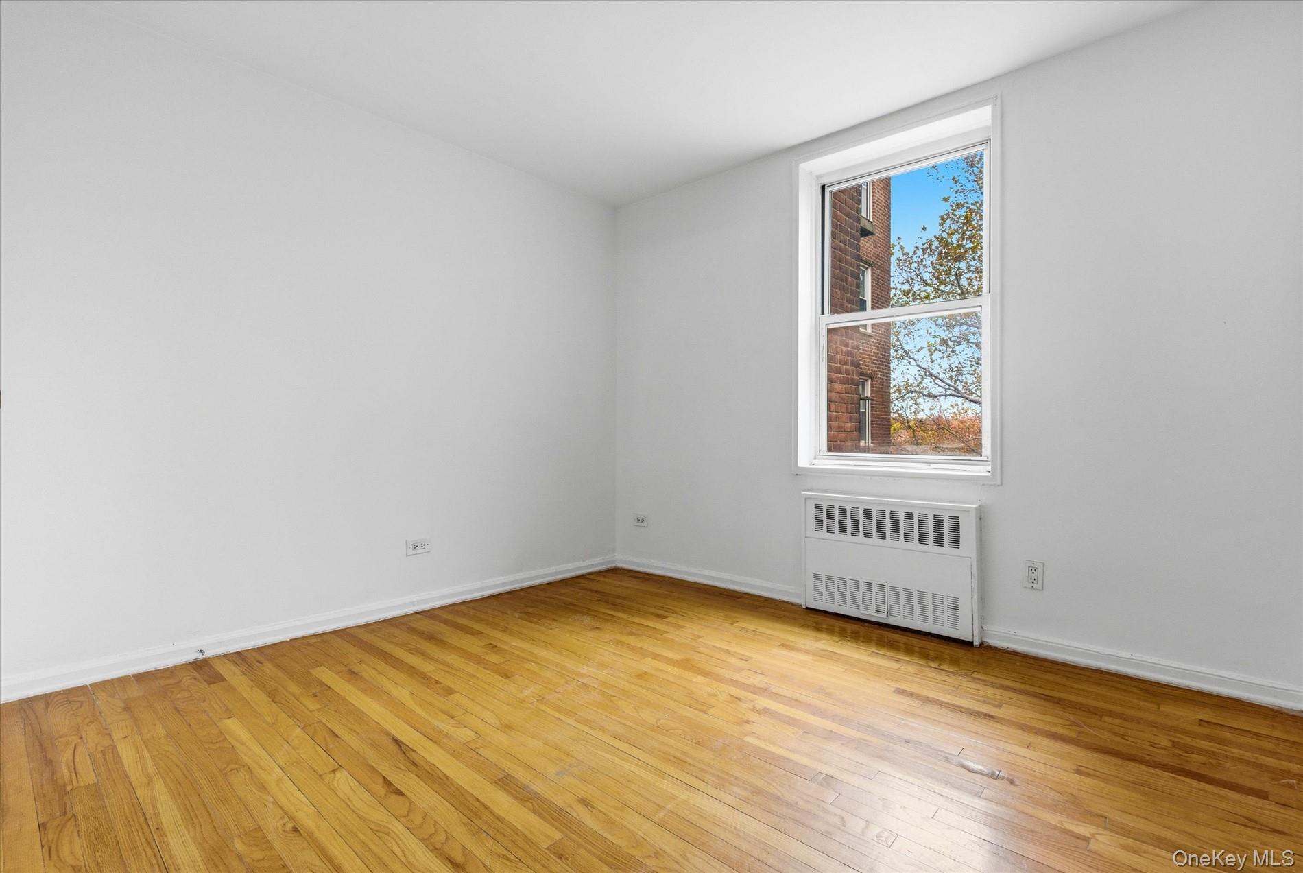 60-11 Broadway 4n Property Photo 10