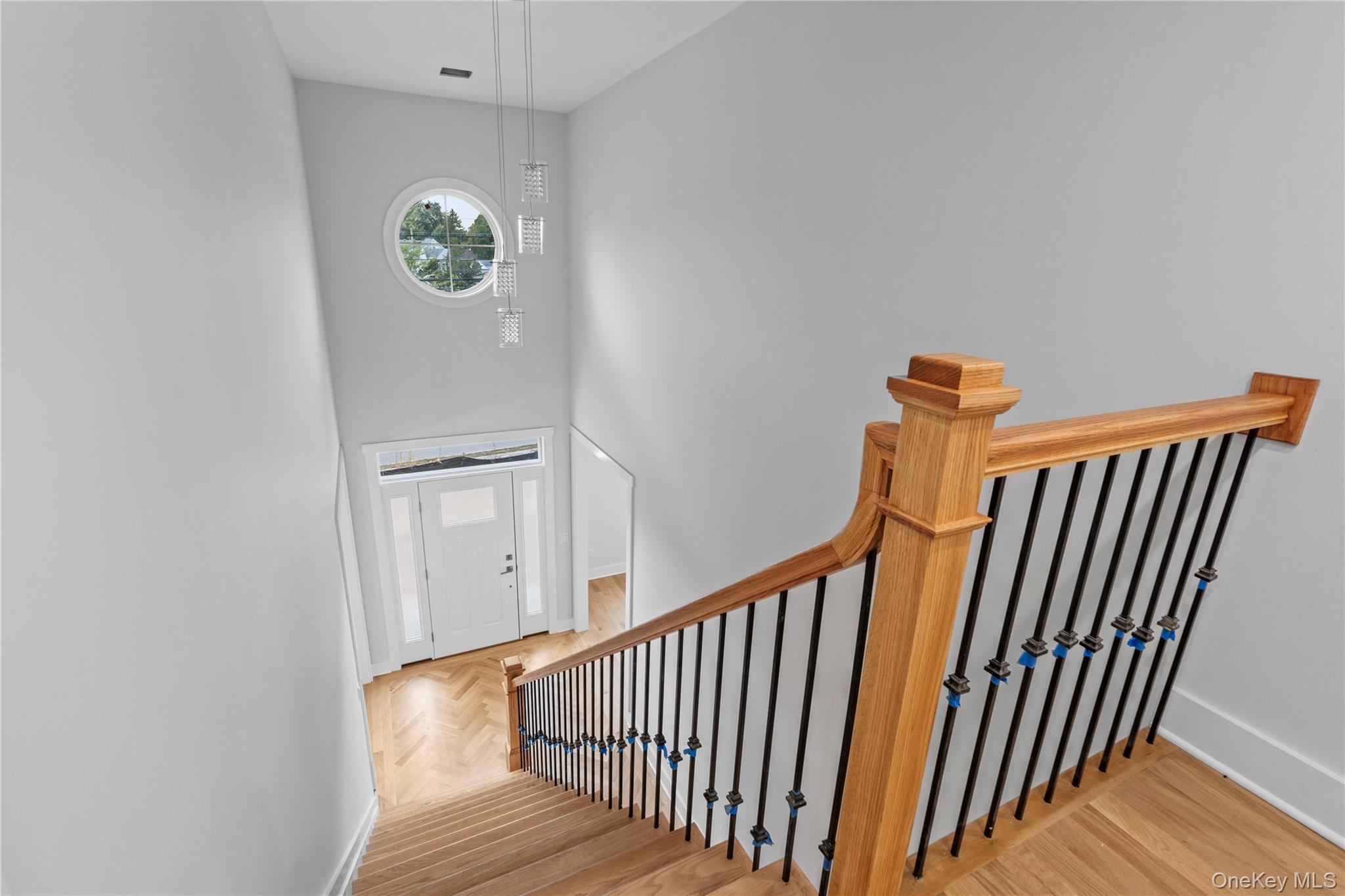 567 King Street Property Photo 16